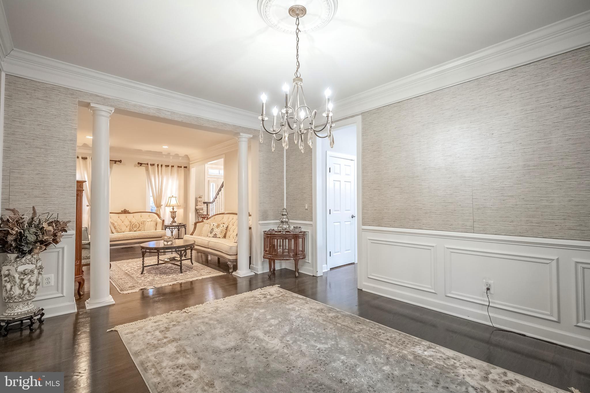 POTOMAC LAKES - Residential