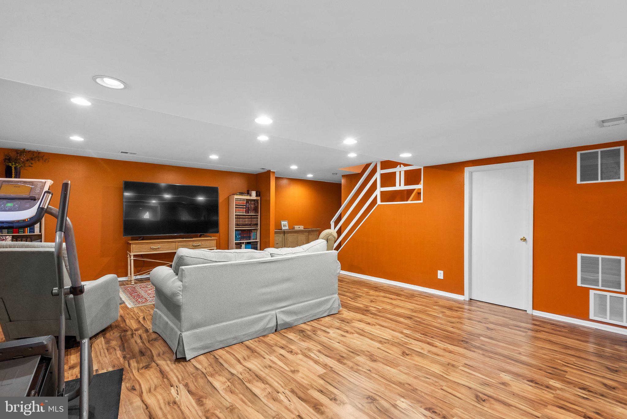 LAKE NORMANDY ESTATES - Residential