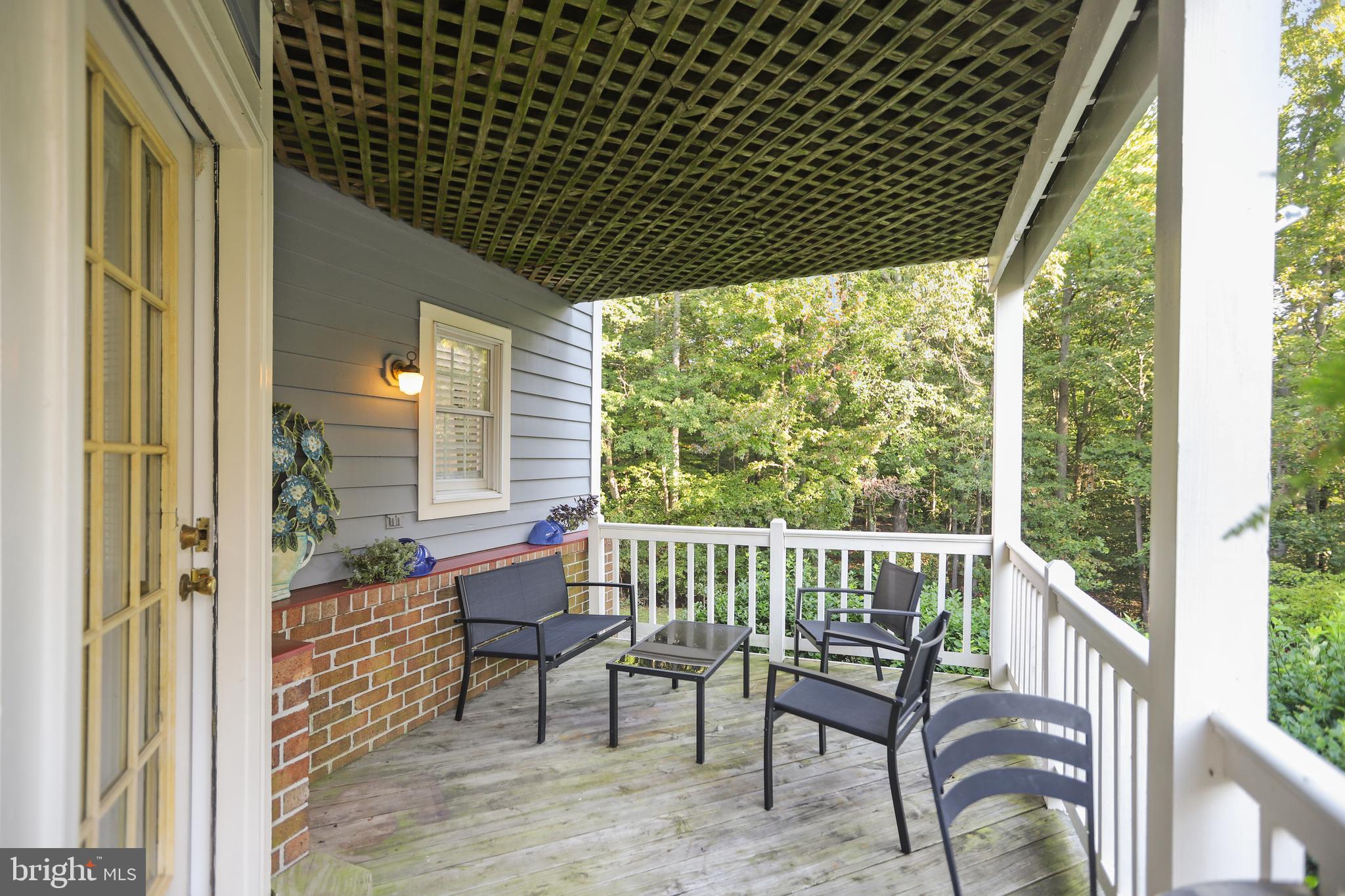 SUMMER PLACE AT RIVA TRACE - Residential