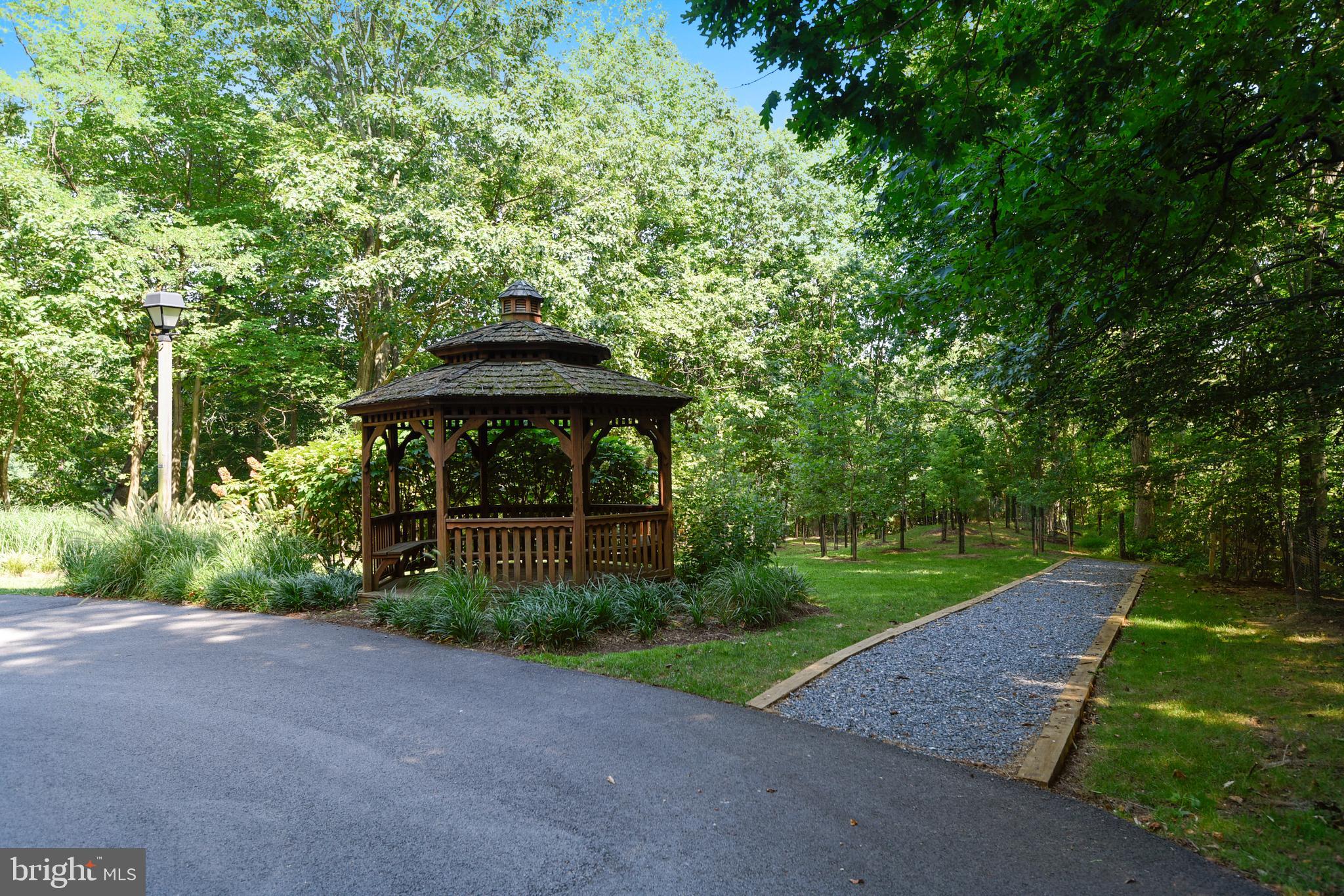 SUMMER PLACE AT RIVA TRACE - Residential