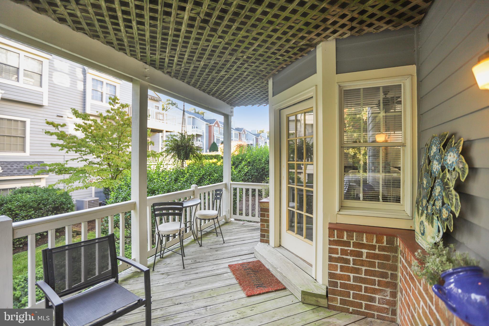 SUMMER PLACE AT RIVA TRACE - Residential