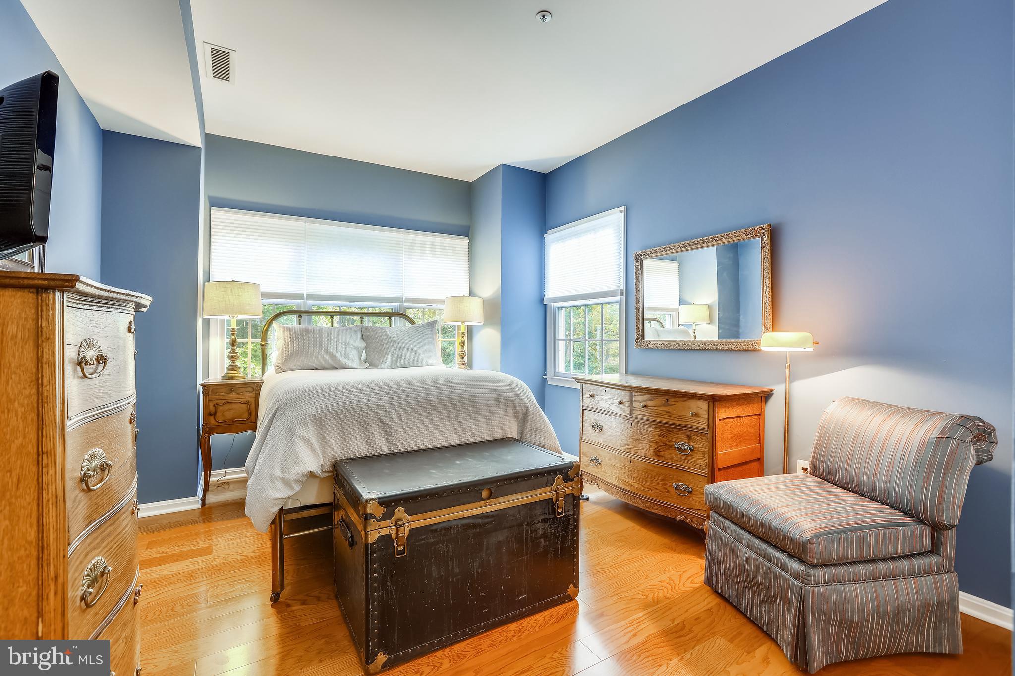 SUMMER PLACE AT RIVA TRACE - Residential