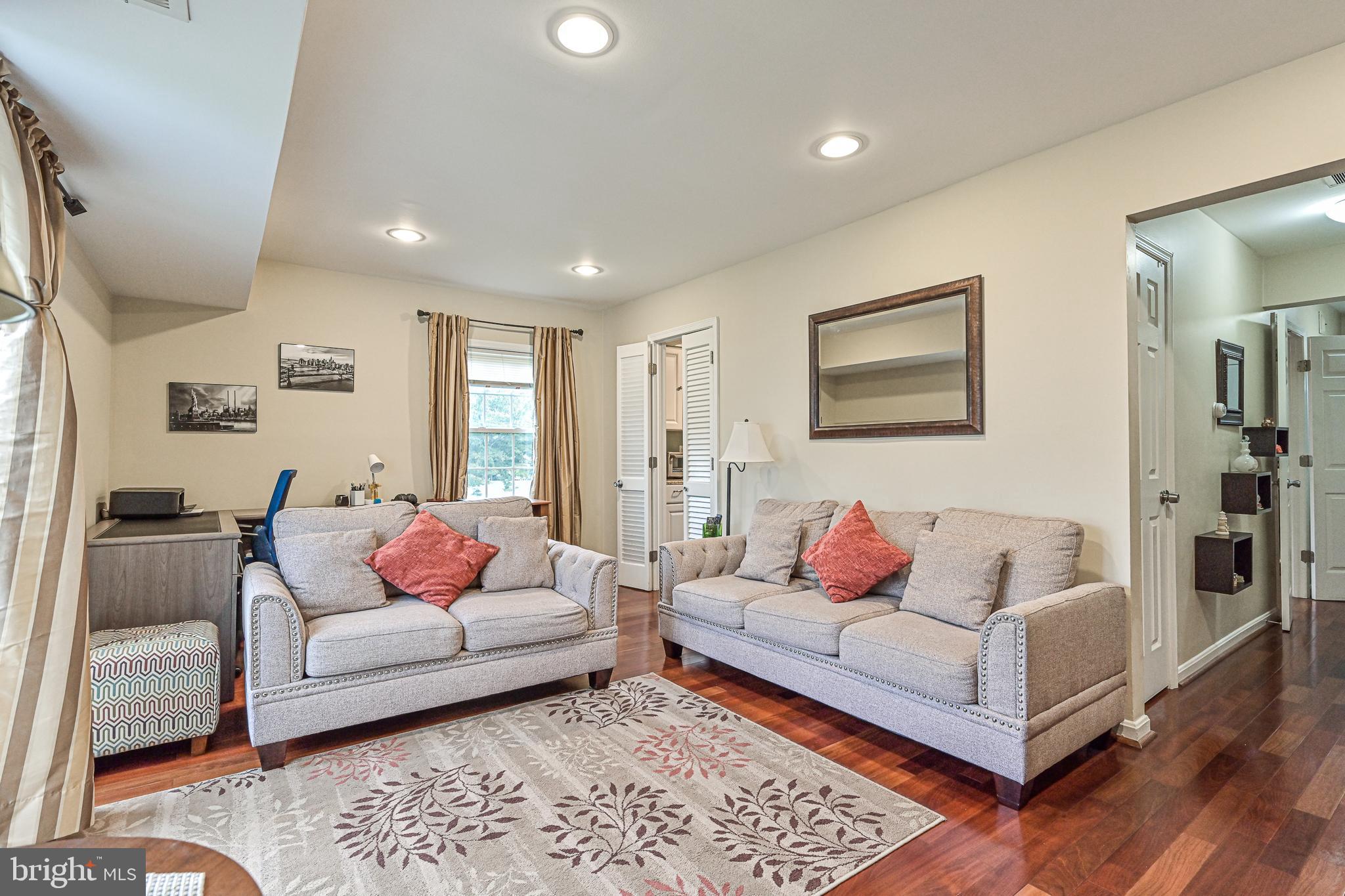 THE MEADOWS - Residential