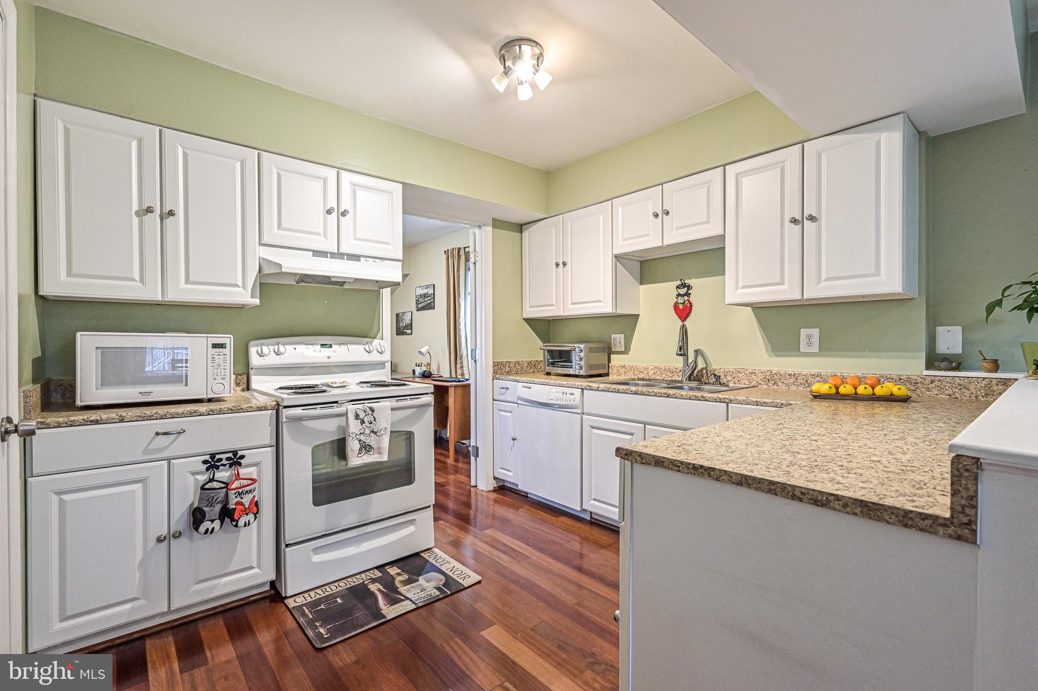 THE MEADOWS - Residential