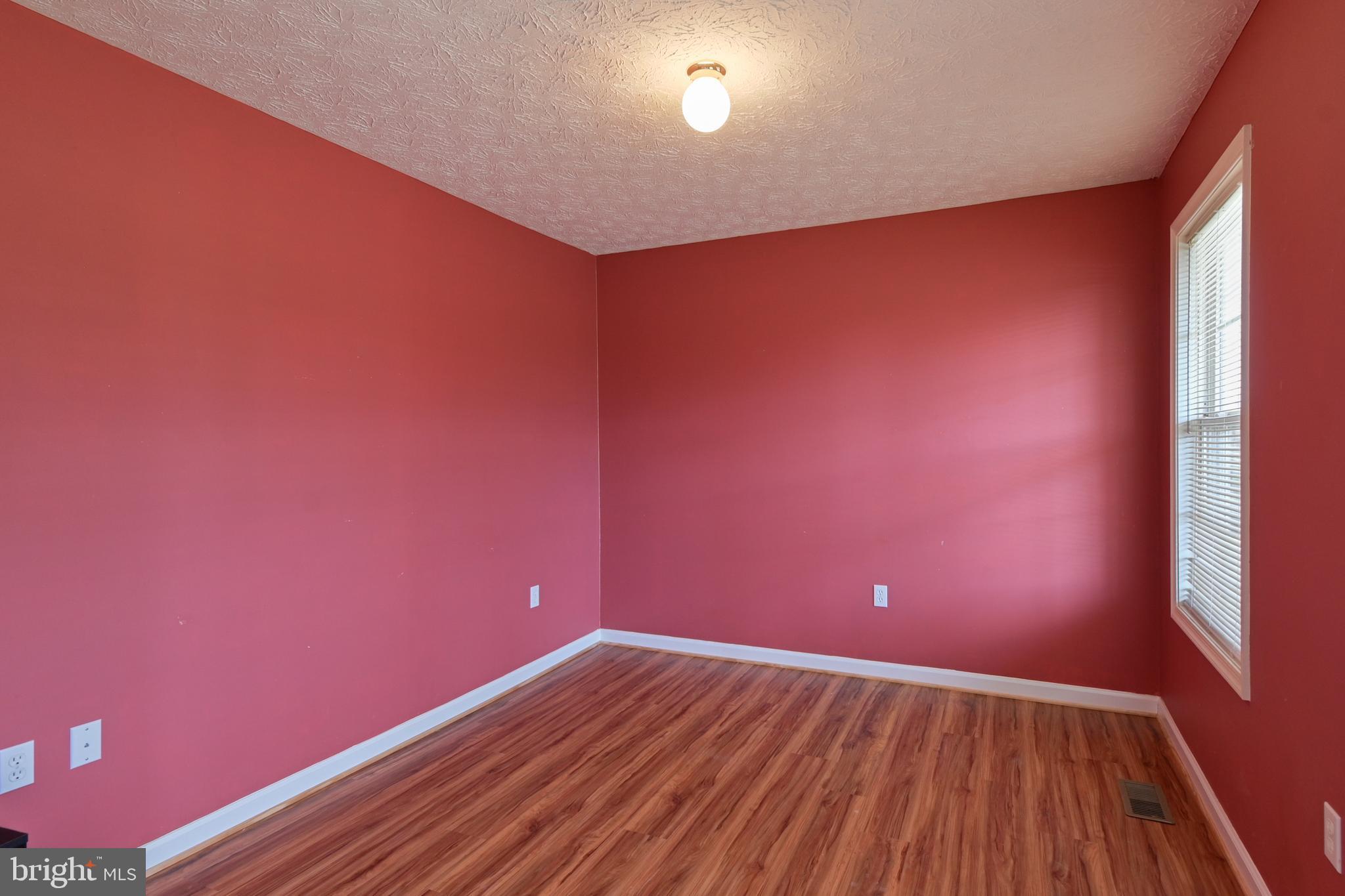 WALKER MANOR - Residential