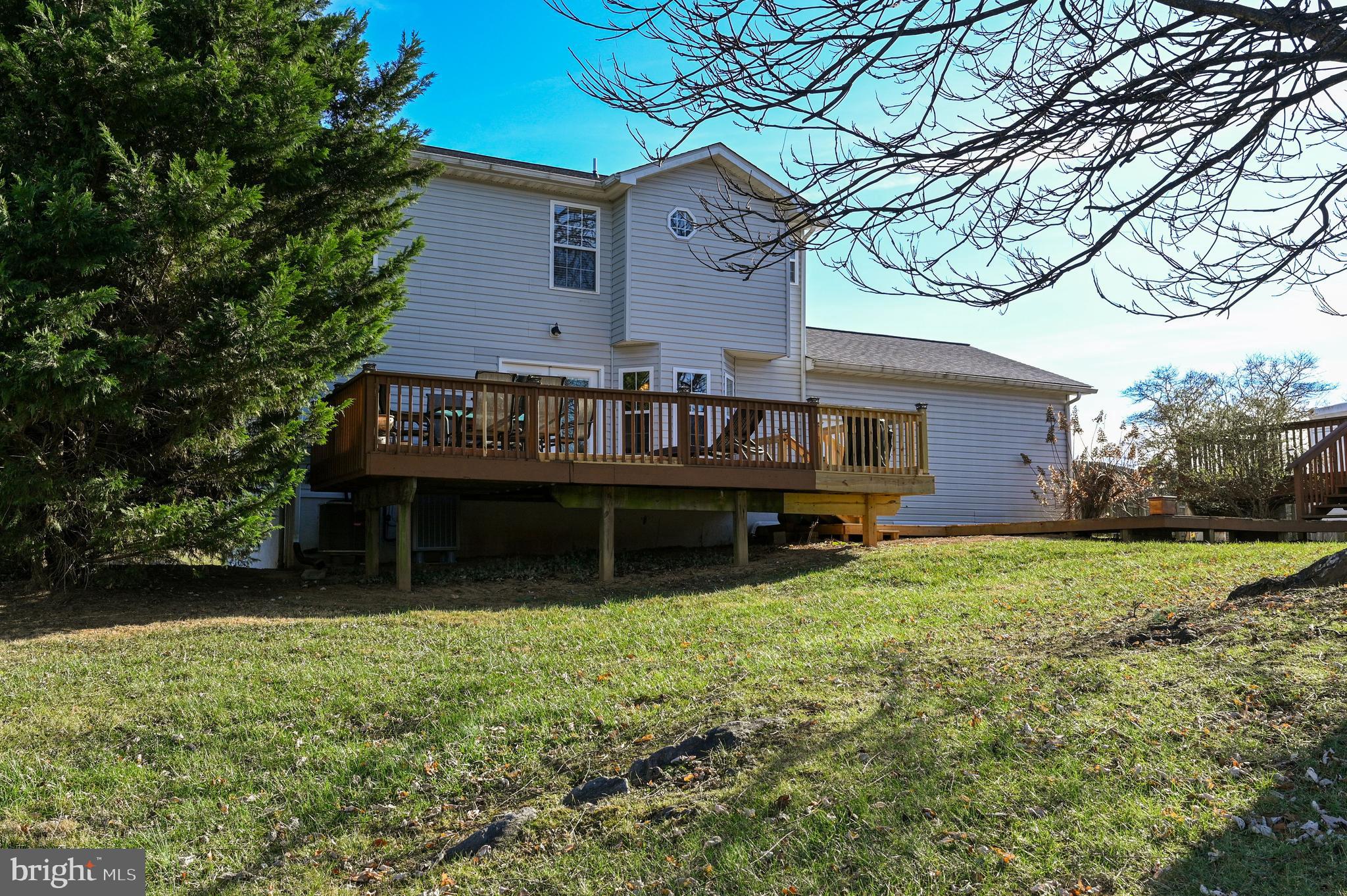 WALKER MANOR - Residential