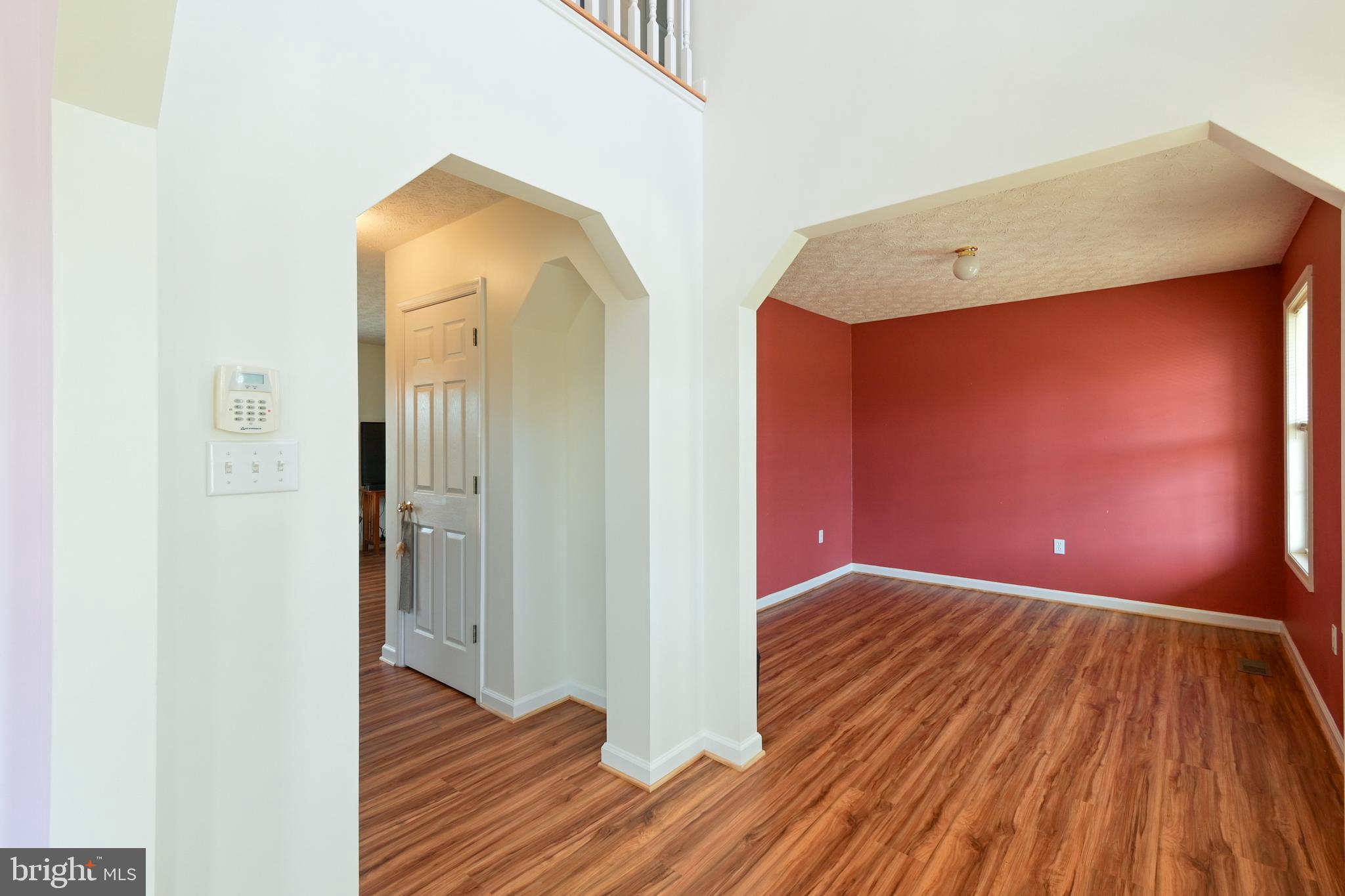 WALKER MANOR - Residential