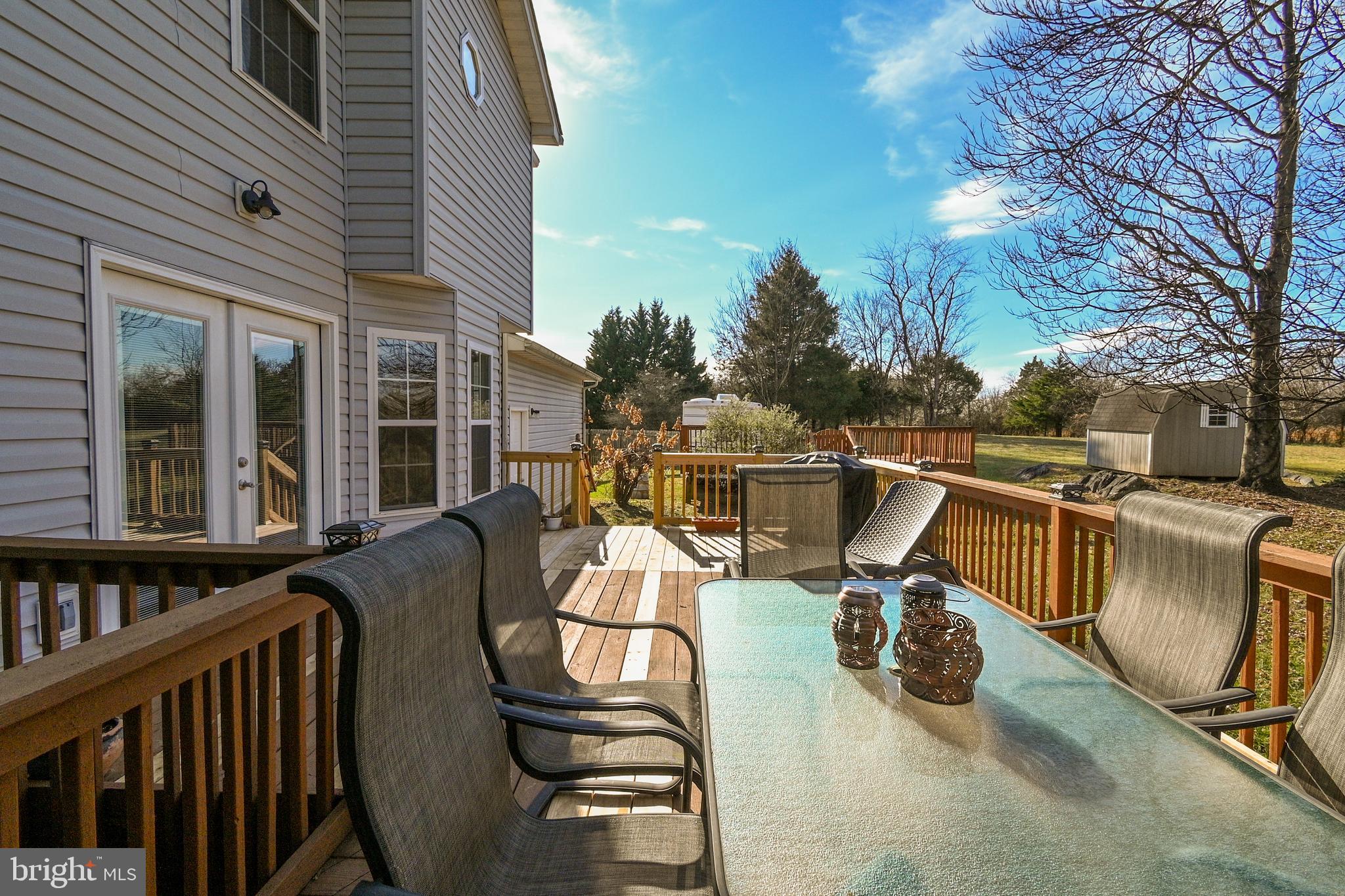 WALKER MANOR - Residential