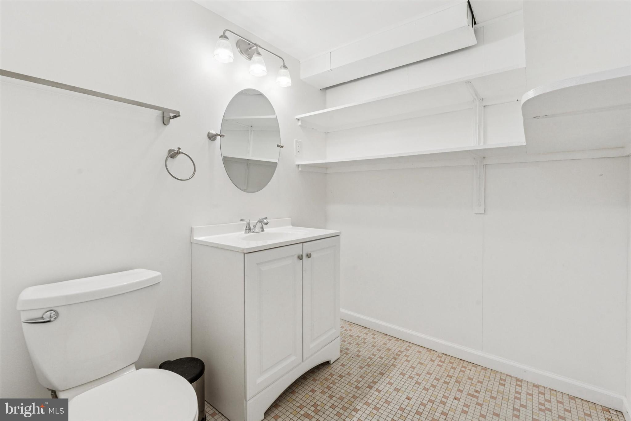 ROXBOROUGH - Residential