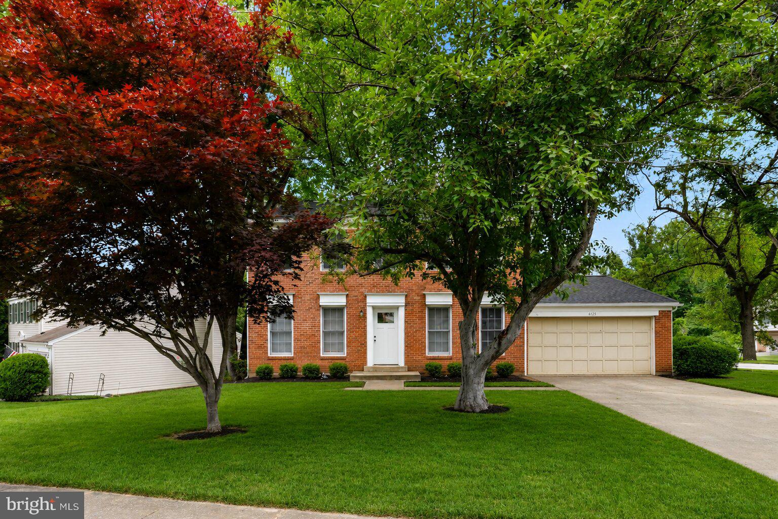 6125 LUNDY PLACE