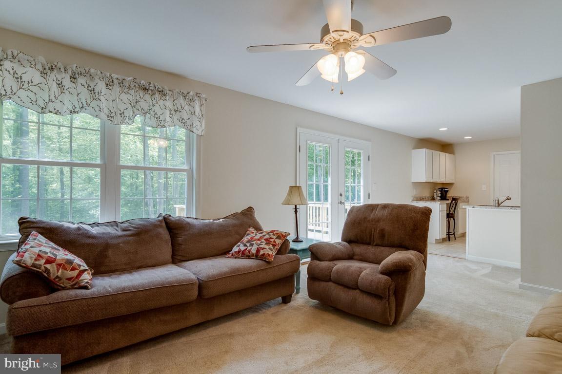 COUNTRY ACRES - Residential