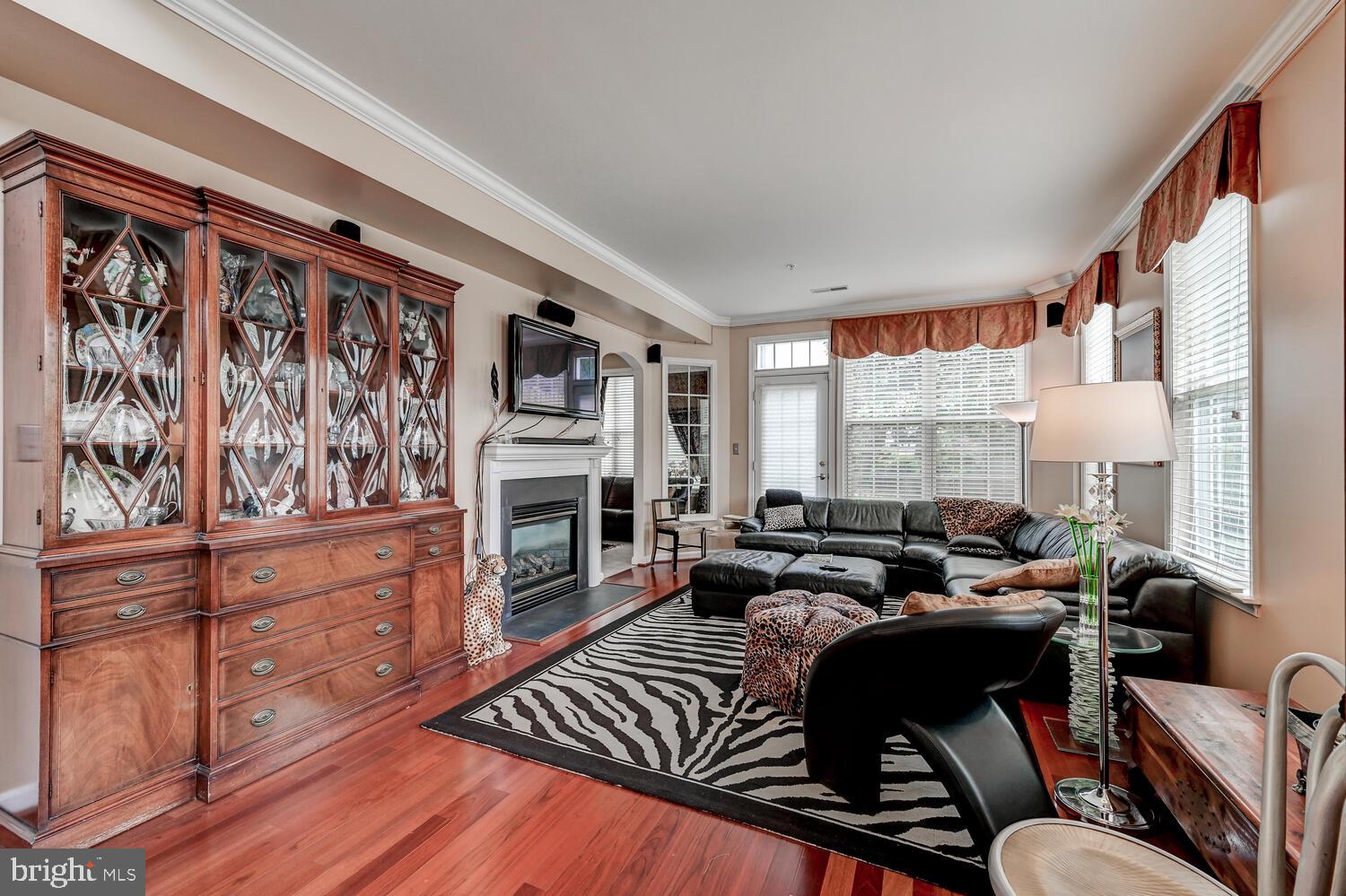 GREY ROCK VILLAS - Residential