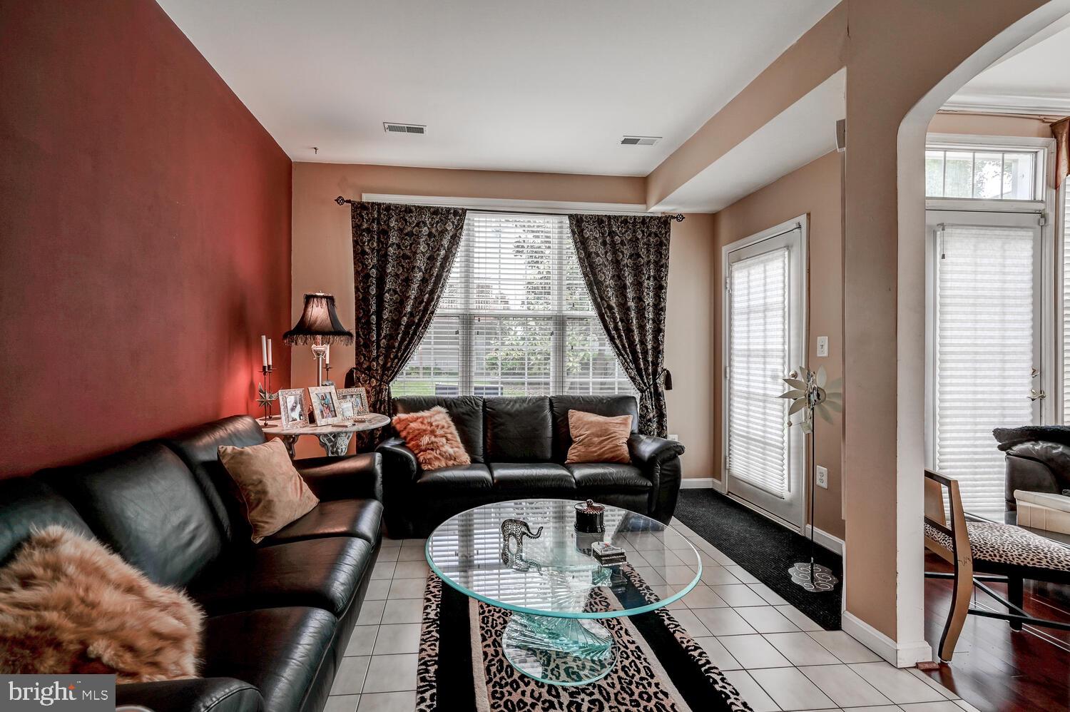 GREY ROCK VILLAS - Residential