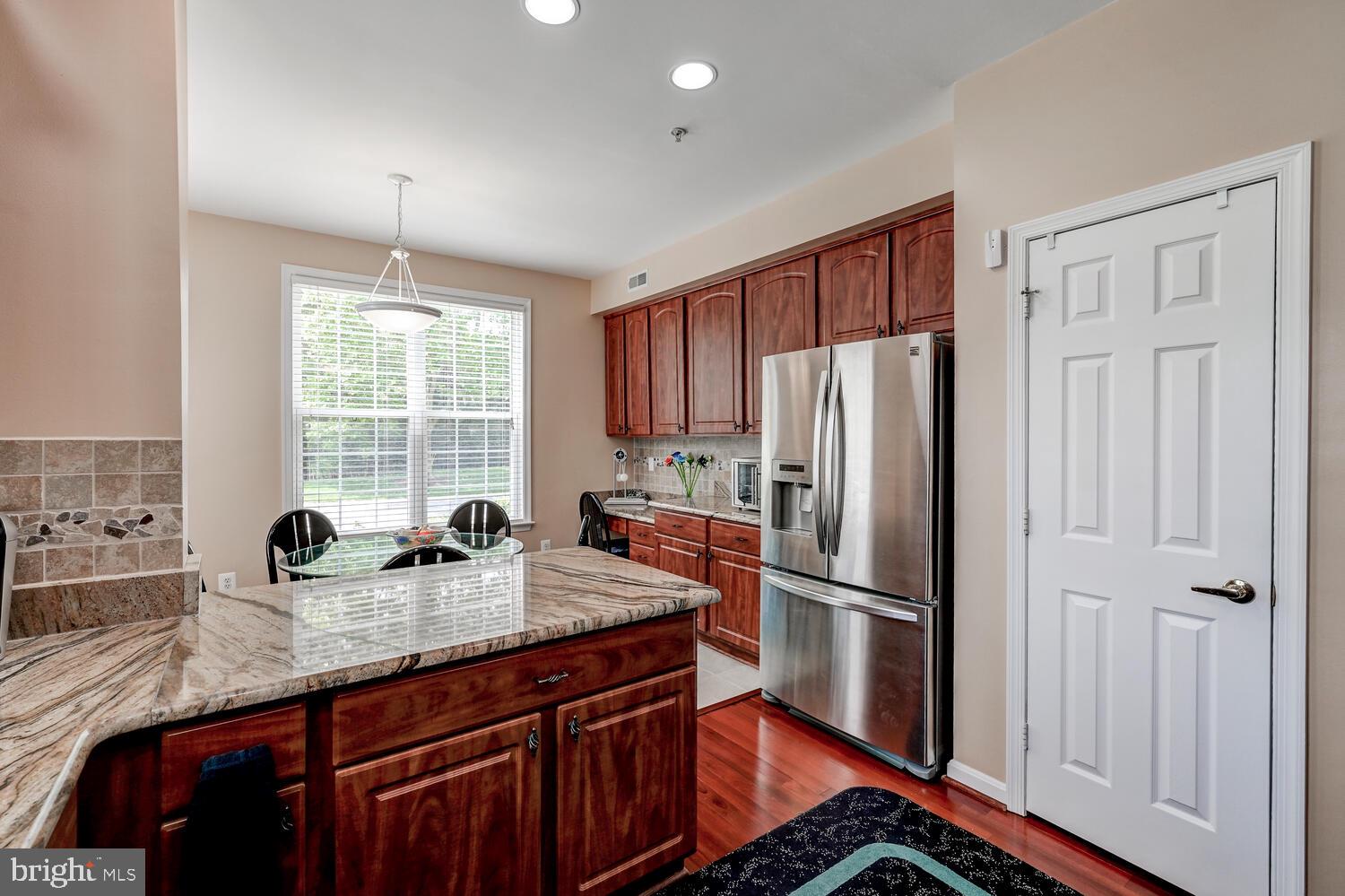 GREY ROCK VILLAS - Residential