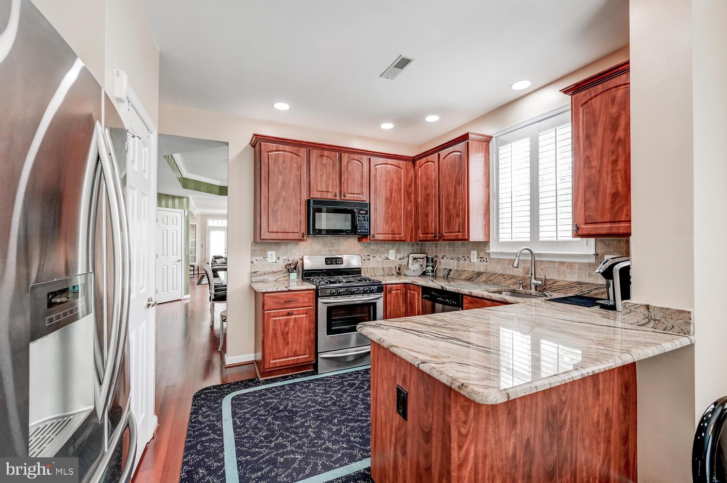 GREY ROCK VILLAS - Residential