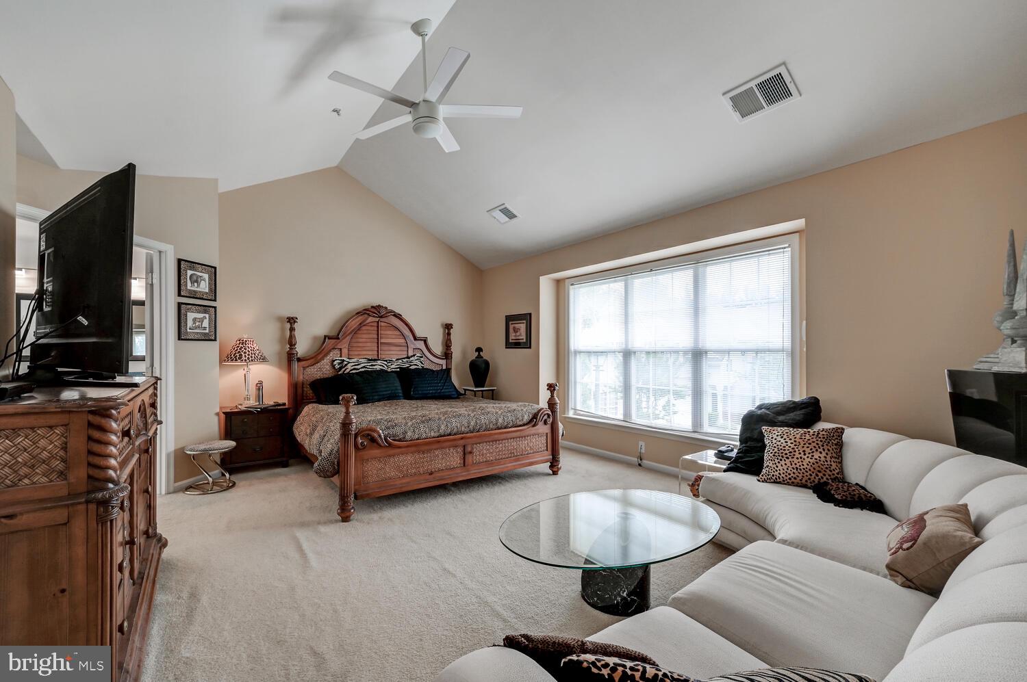 GREY ROCK VILLAS - Residential