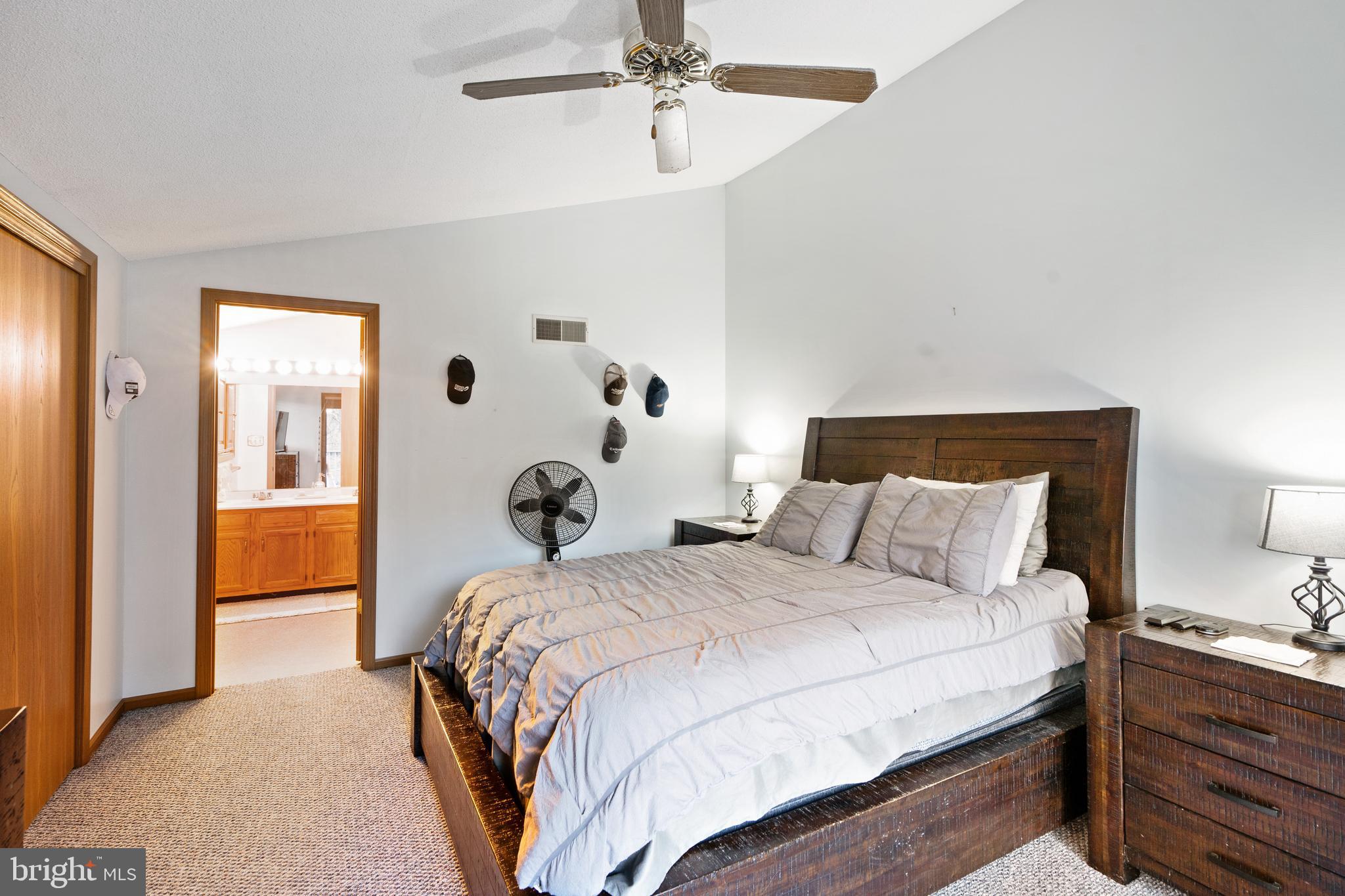 THE WOODS - Residential