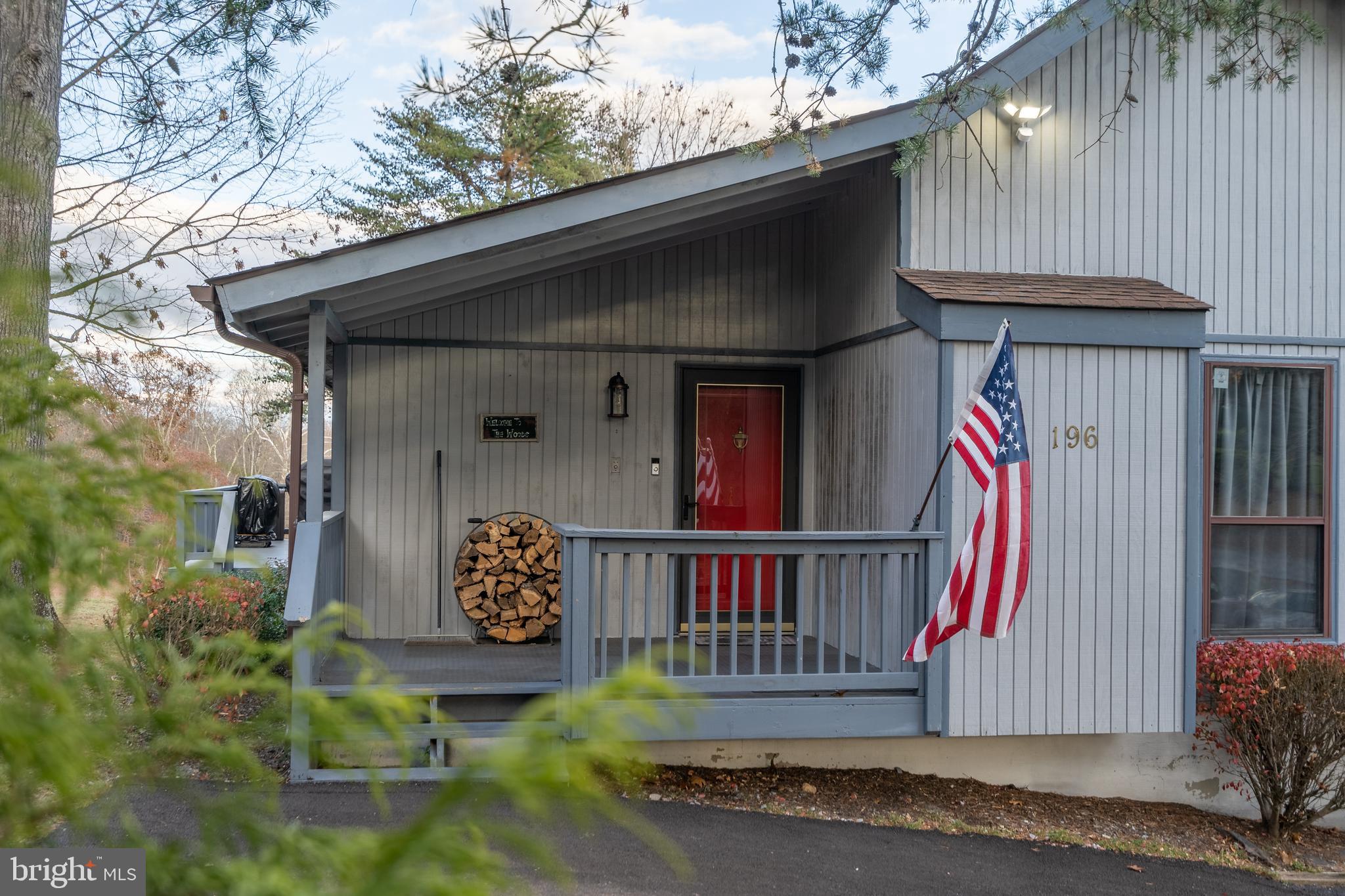 THE WOODS - Residential