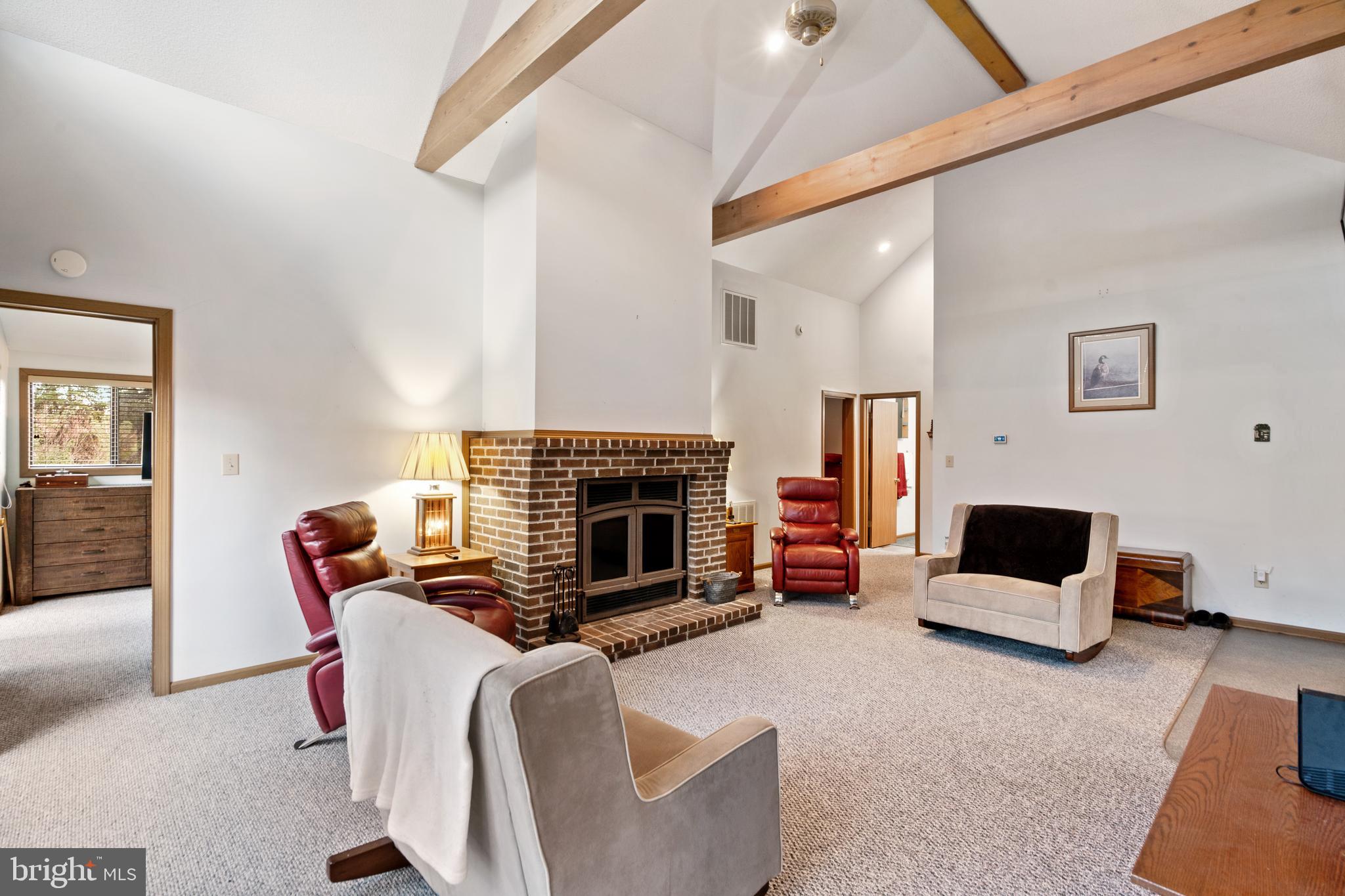 THE WOODS - Residential