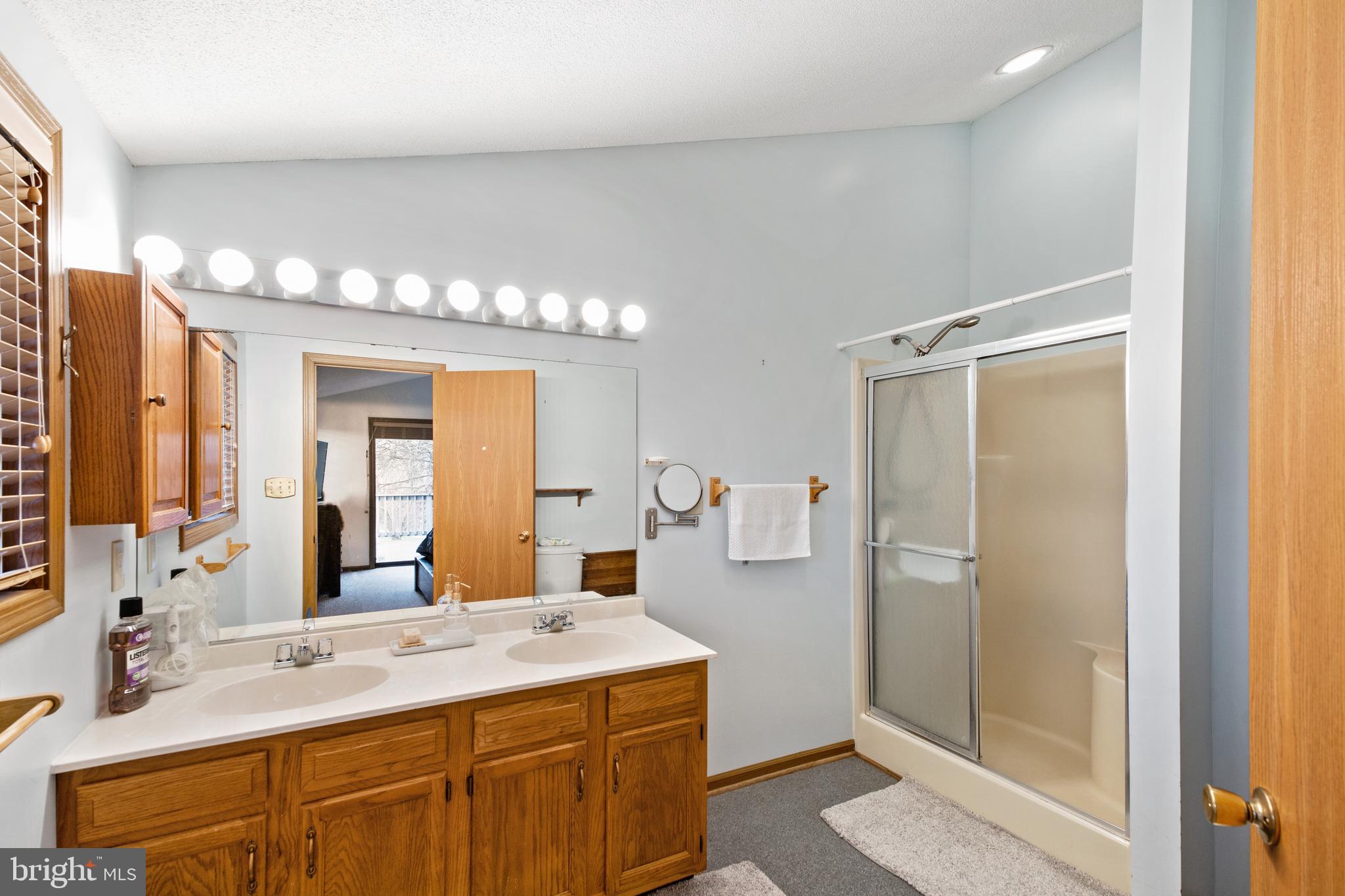 THE WOODS - Residential