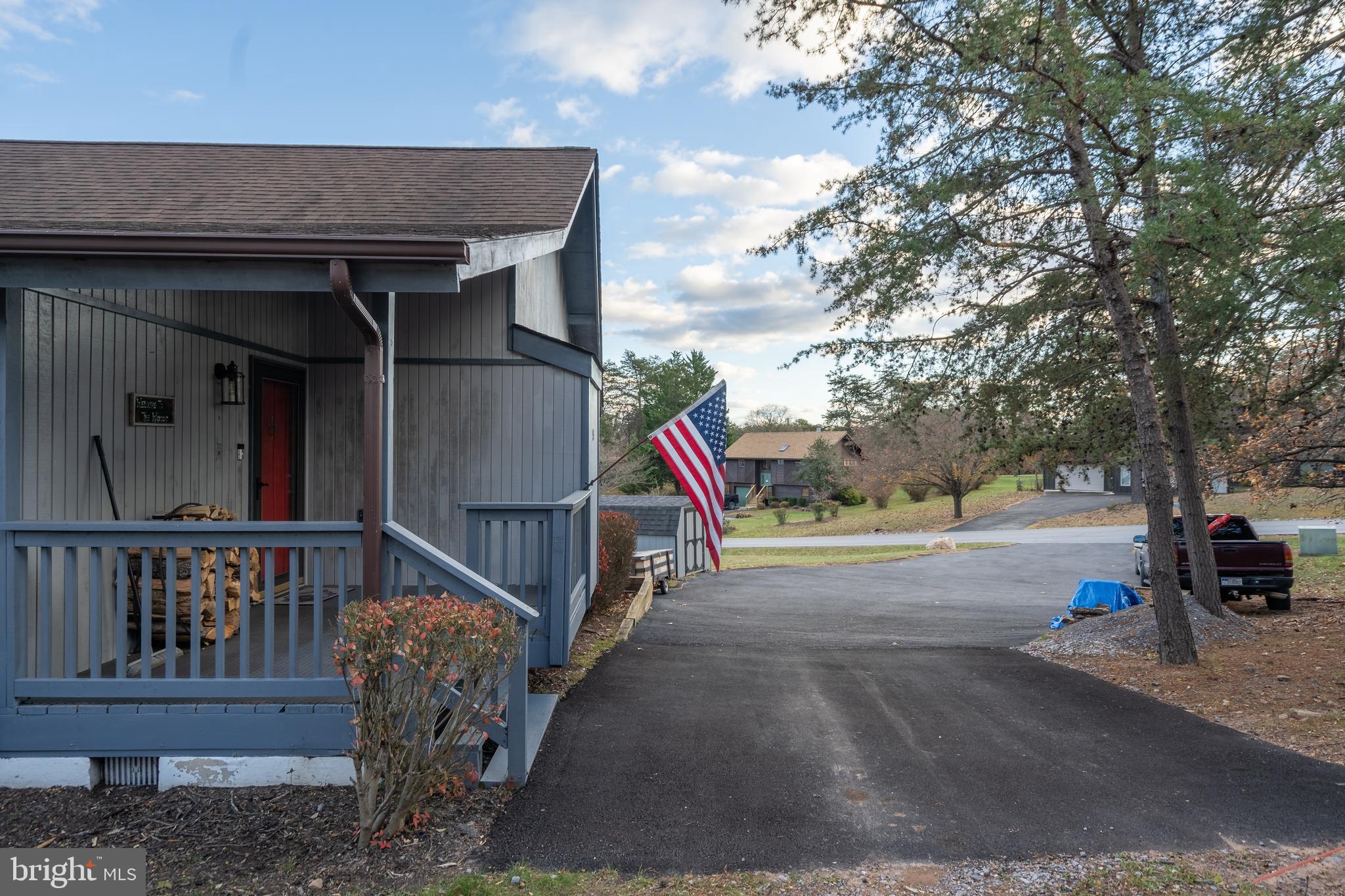 THE WOODS - Residential