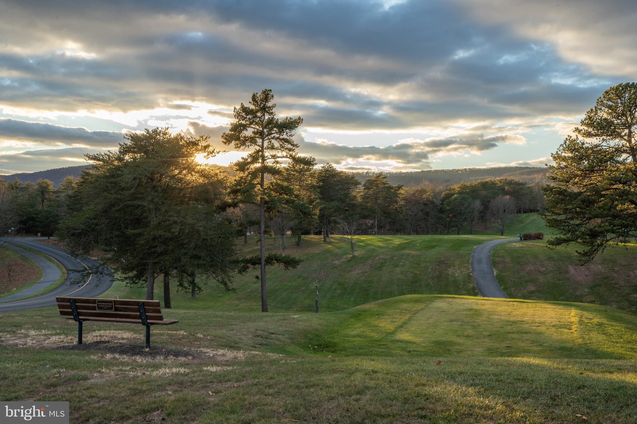 THE WOODS - Residential