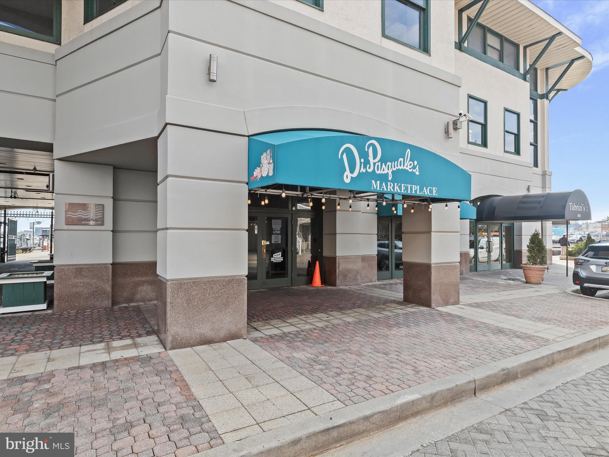 HARBORVIEW CONDOMINIUMS - Residential