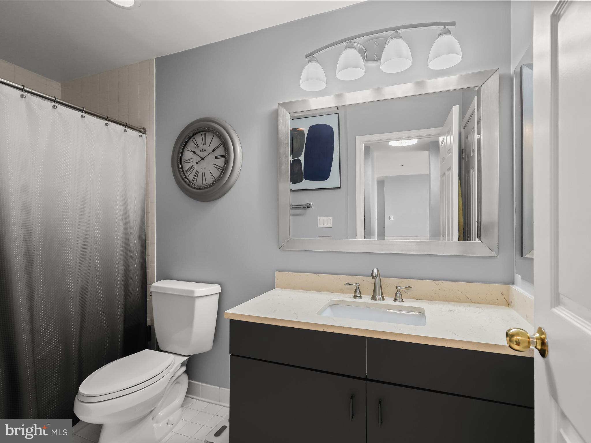 HARBORVIEW CONDOMINIUMS - Residential