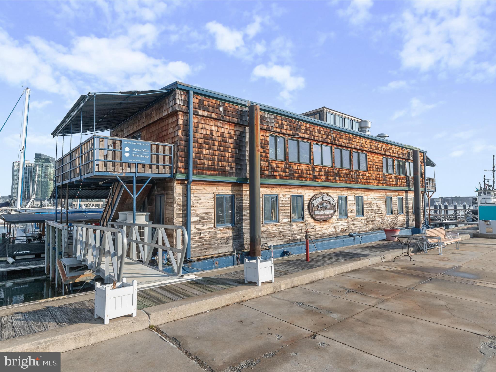 HARBORVIEW CONDOMINIUMS - Residential