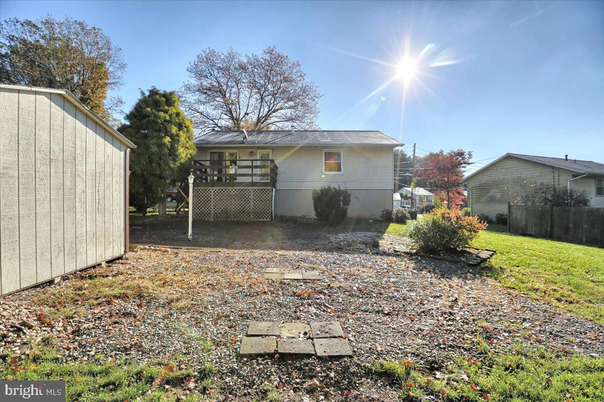 SPRING MANOR - Residential