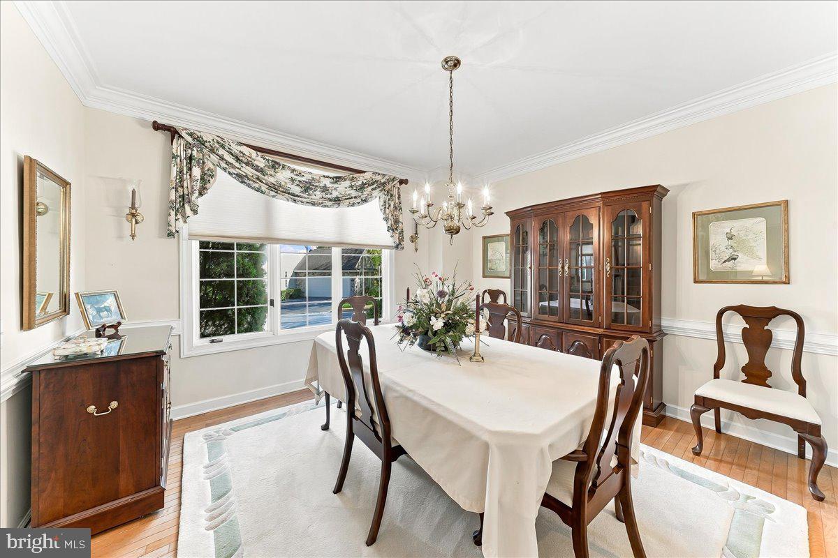 53 BRIDLE WAY