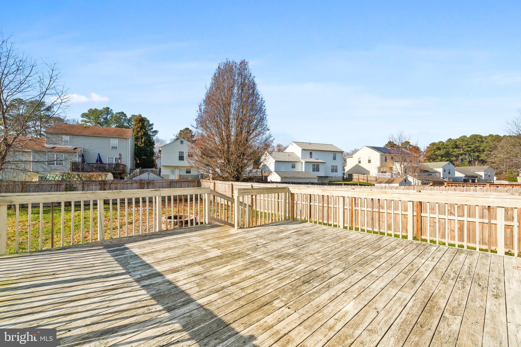 EMERALD HILLS ESTATES - Residential Lease