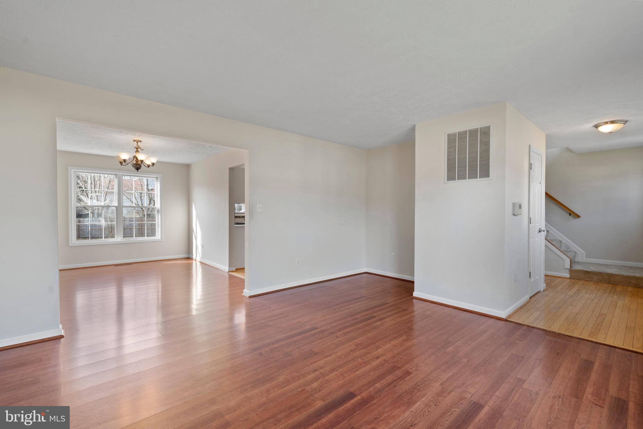 EMERALD HILLS ESTATES - Residential Lease