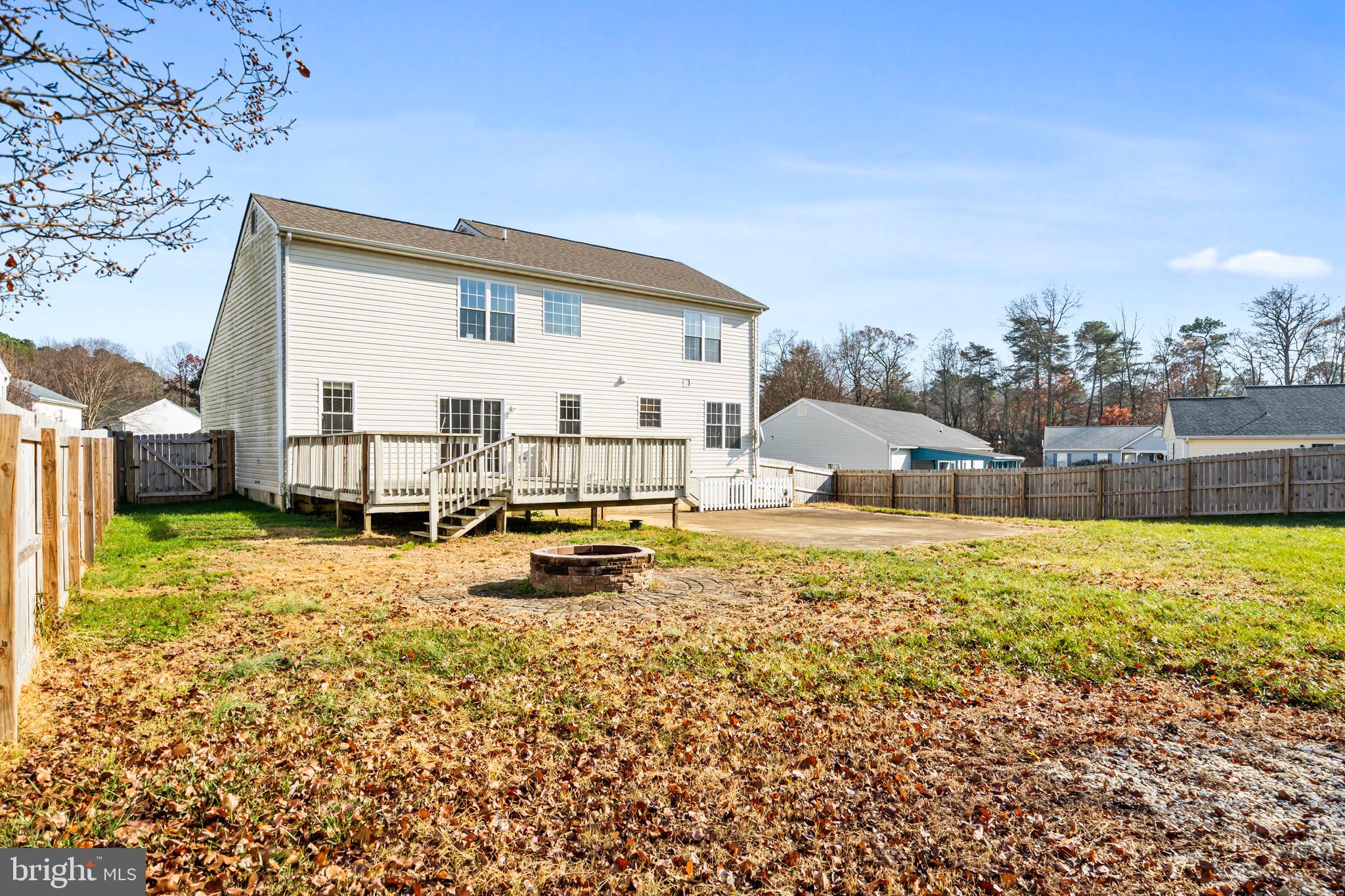 EMERALD HILLS ESTATES - Residential Lease