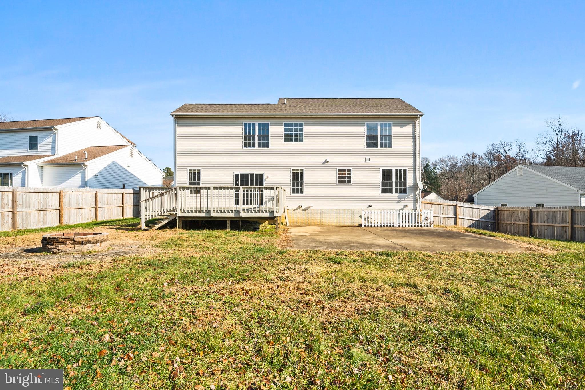 EMERALD HILLS ESTATES - Residential Lease