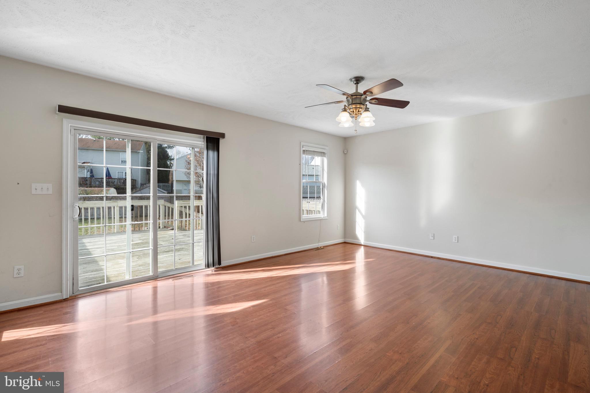 EMERALD HILLS ESTATES - Residential Lease