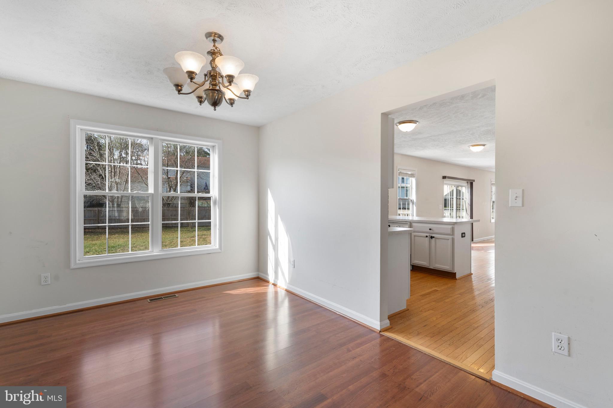 EMERALD HILLS ESTATES - Residential Lease