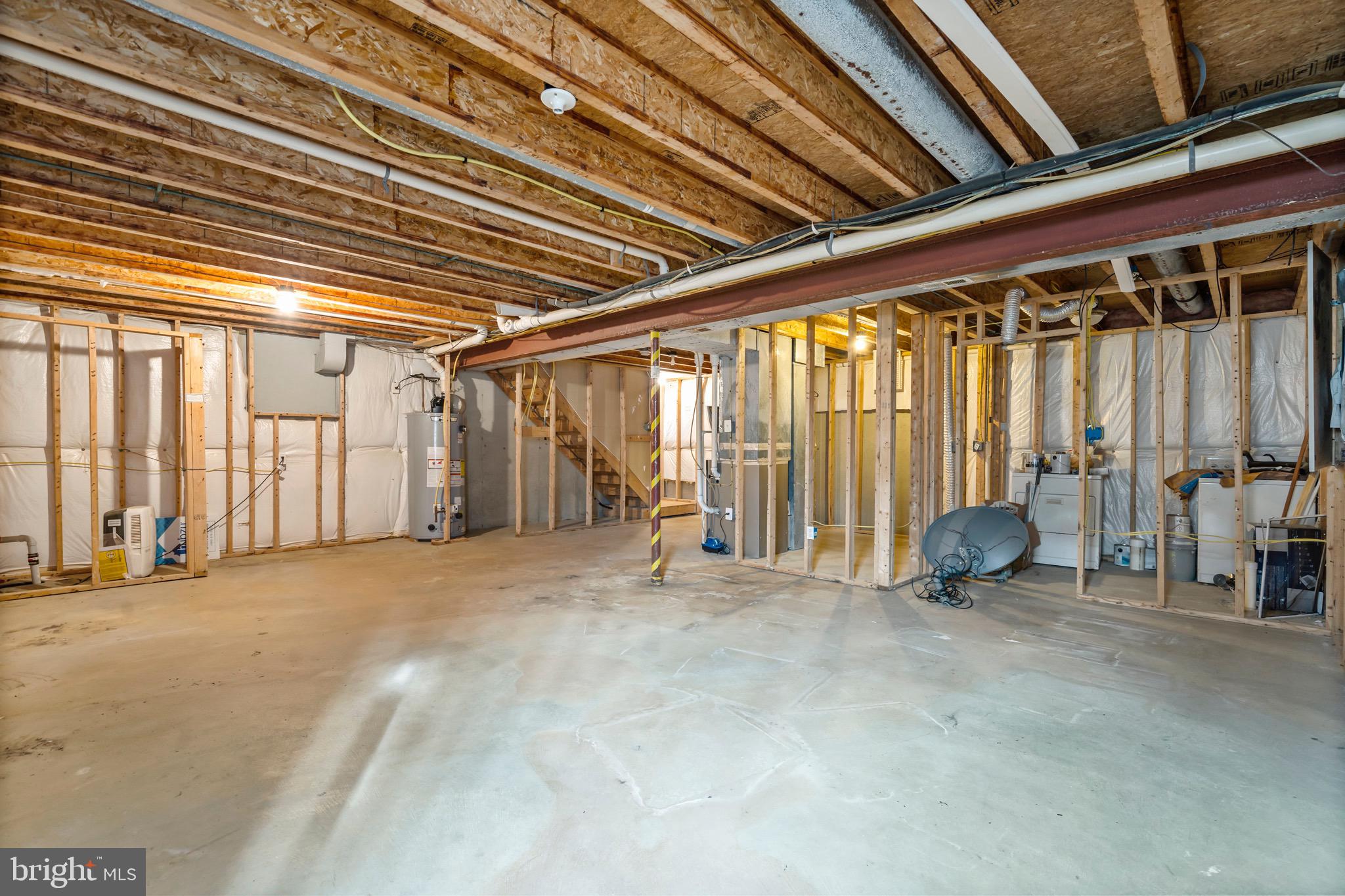 EMERALD HILLS ESTATES - Residential Lease