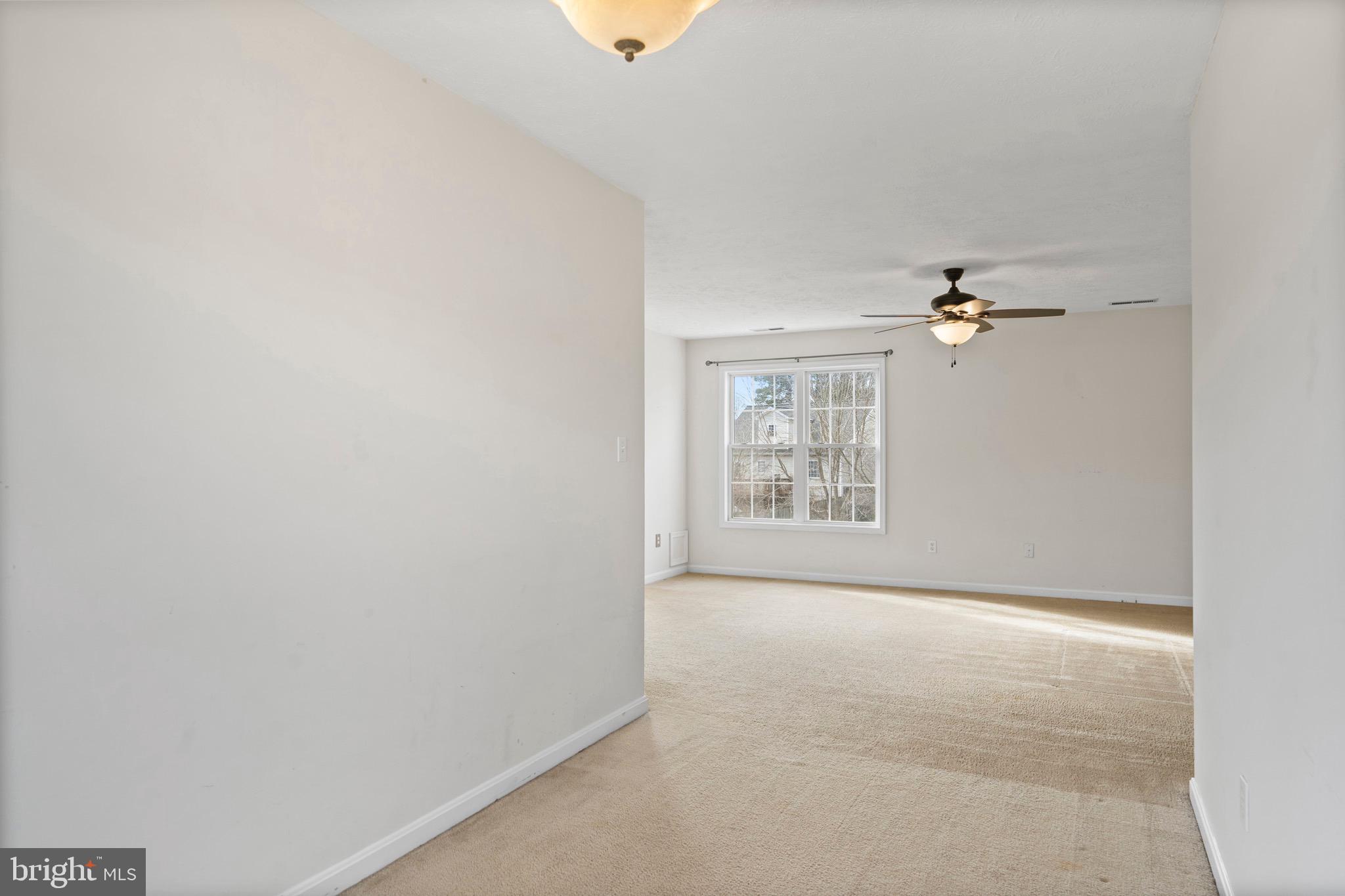 EMERALD HILLS ESTATES - Residential Lease