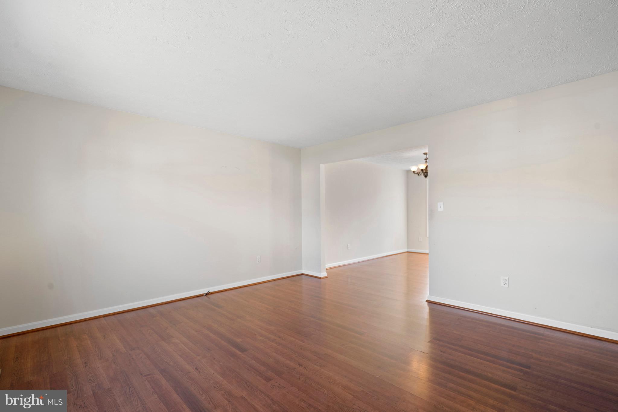 EMERALD HILLS ESTATES - Residential Lease