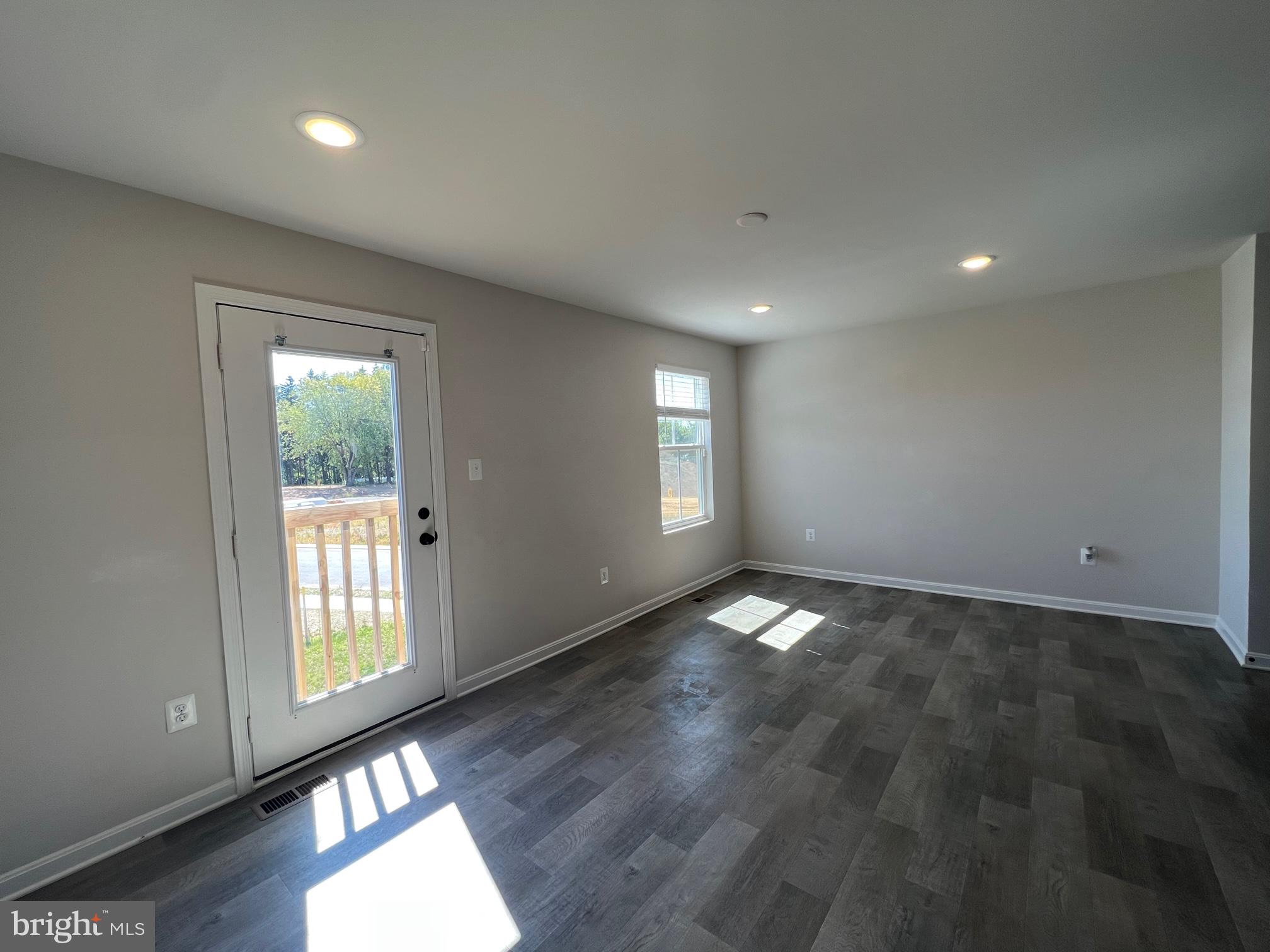 DILLON FARM - Residential Lease