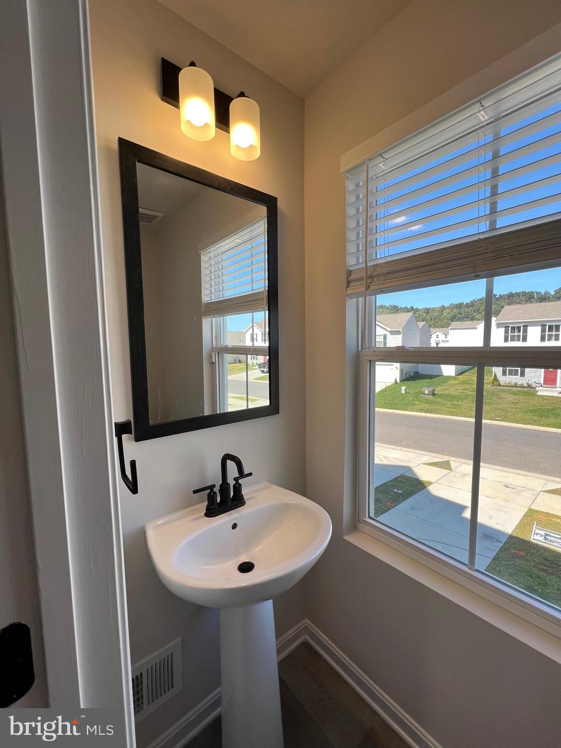 DILLON FARM - Residential Lease