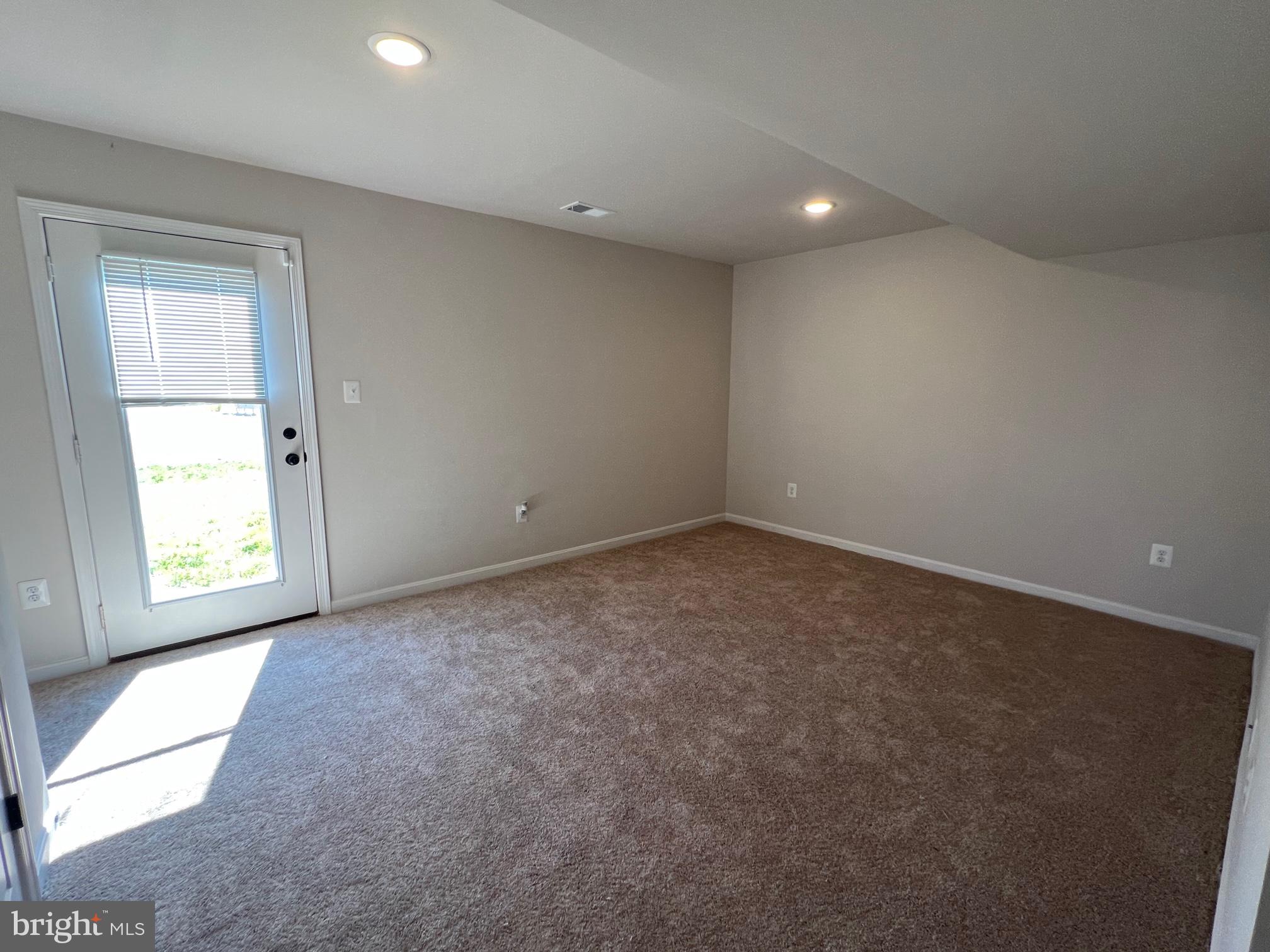 DILLON FARM - Residential Lease