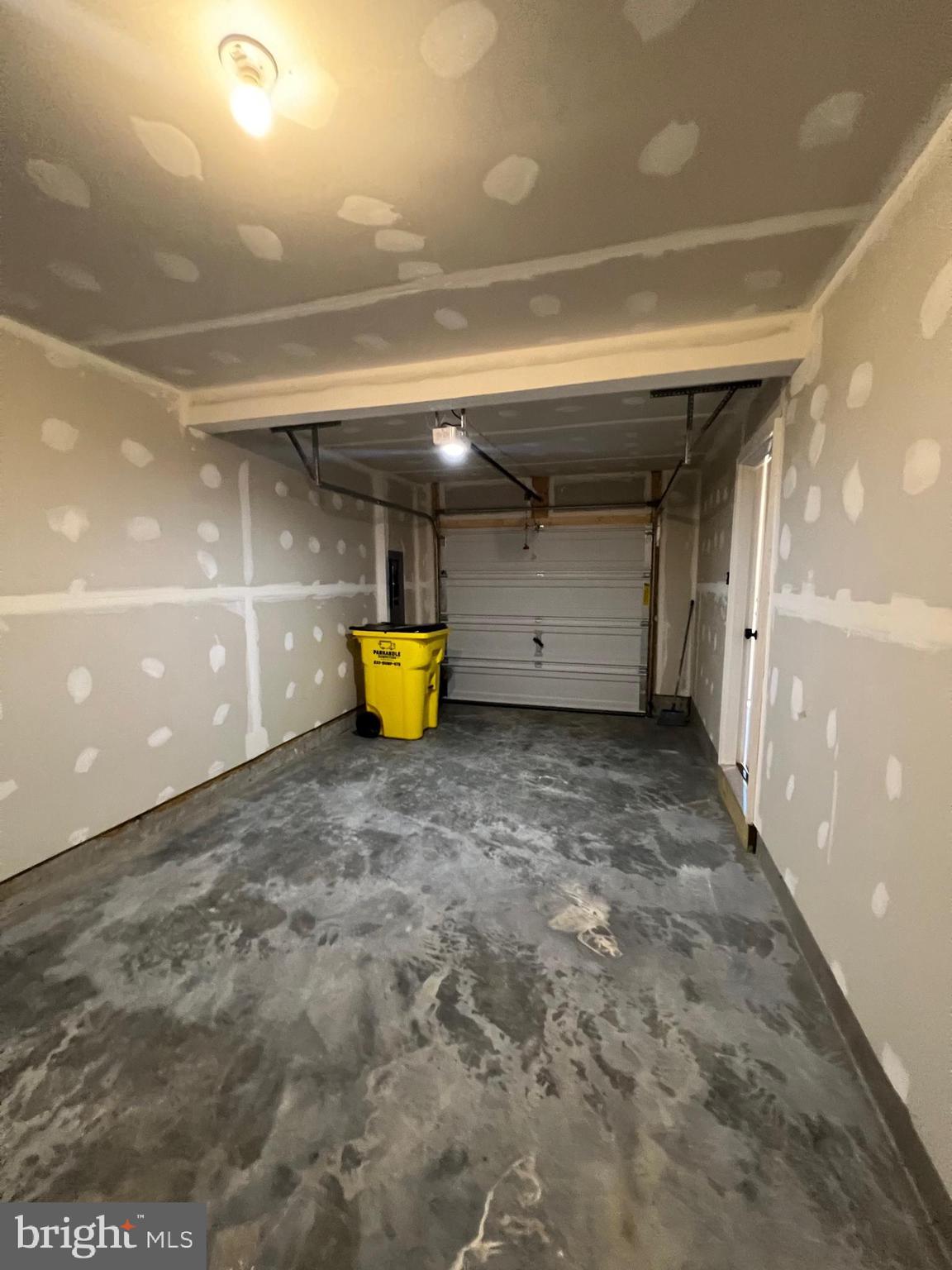 DILLON FARM - Residential Lease