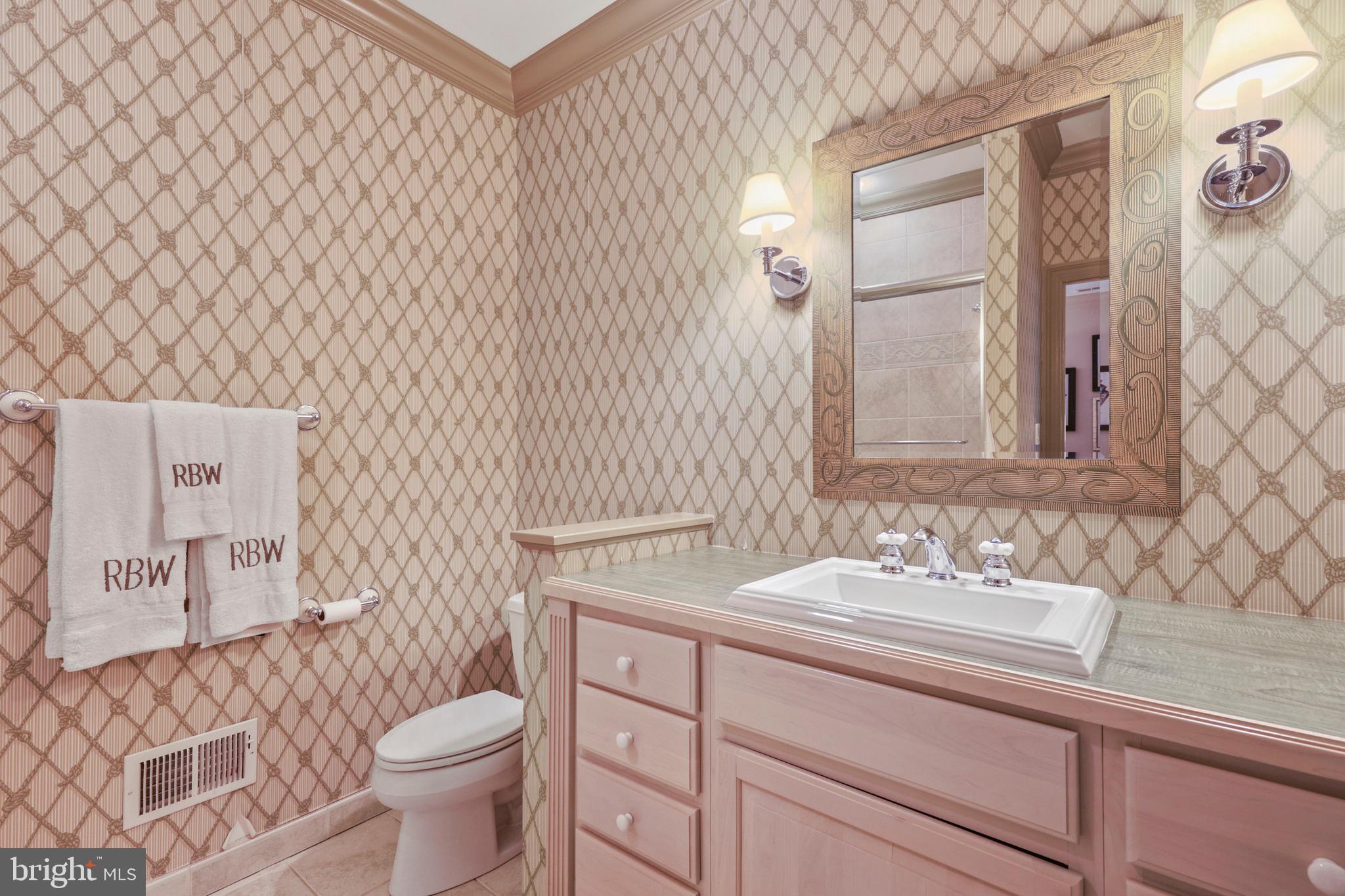 CAVES VALLEY GOLF CLUB - Residential