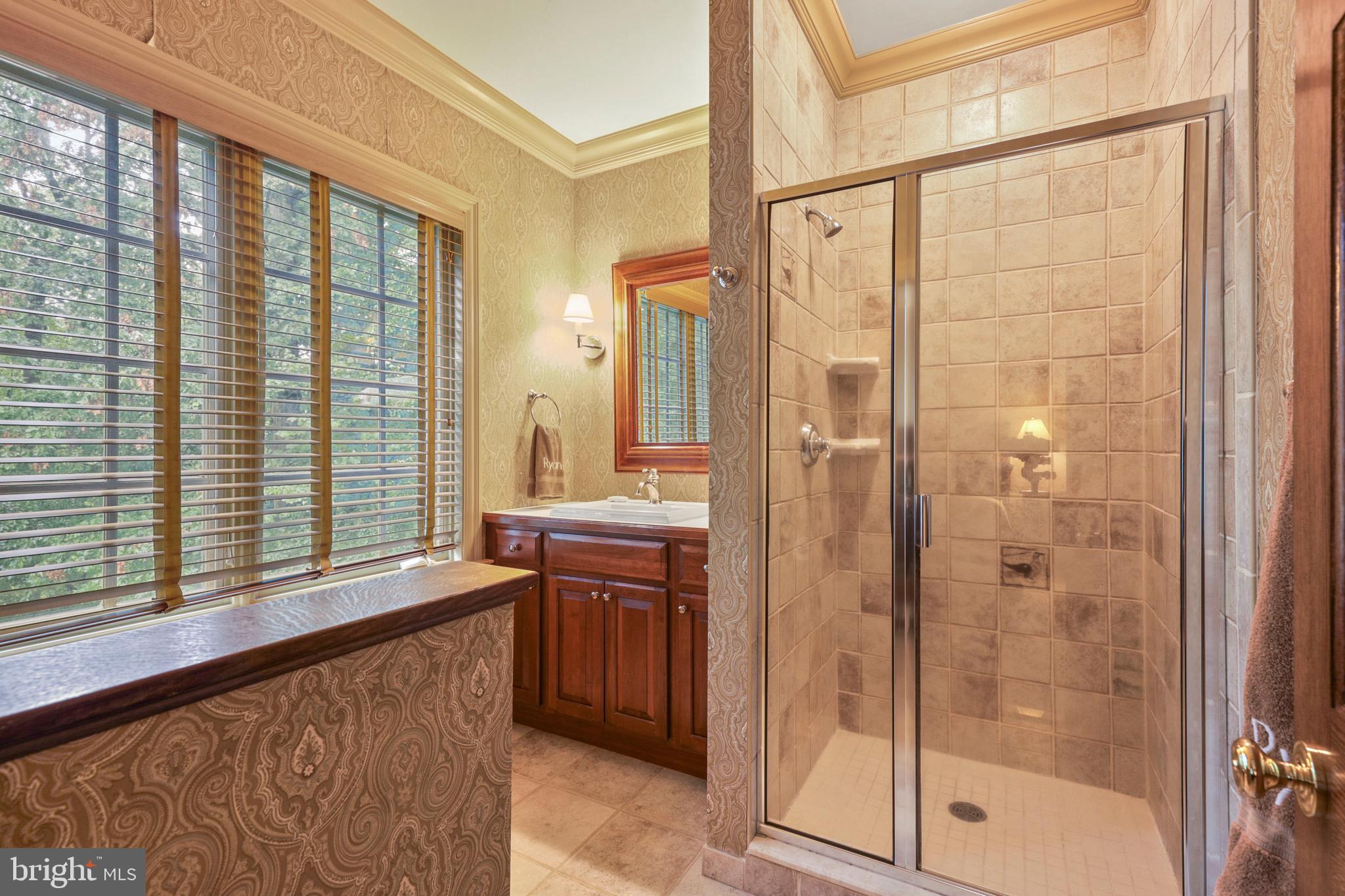 CAVES VALLEY GOLF CLUB - Residential