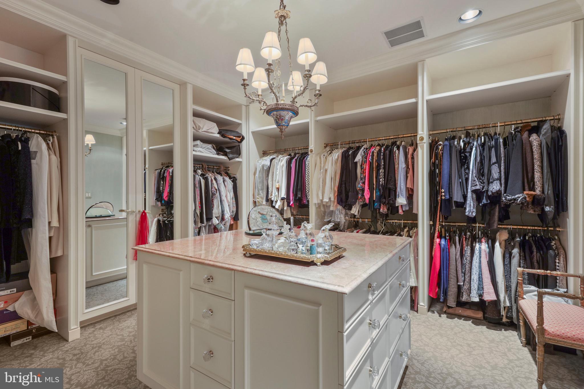 CAVES VALLEY GOLF CLUB - Residential