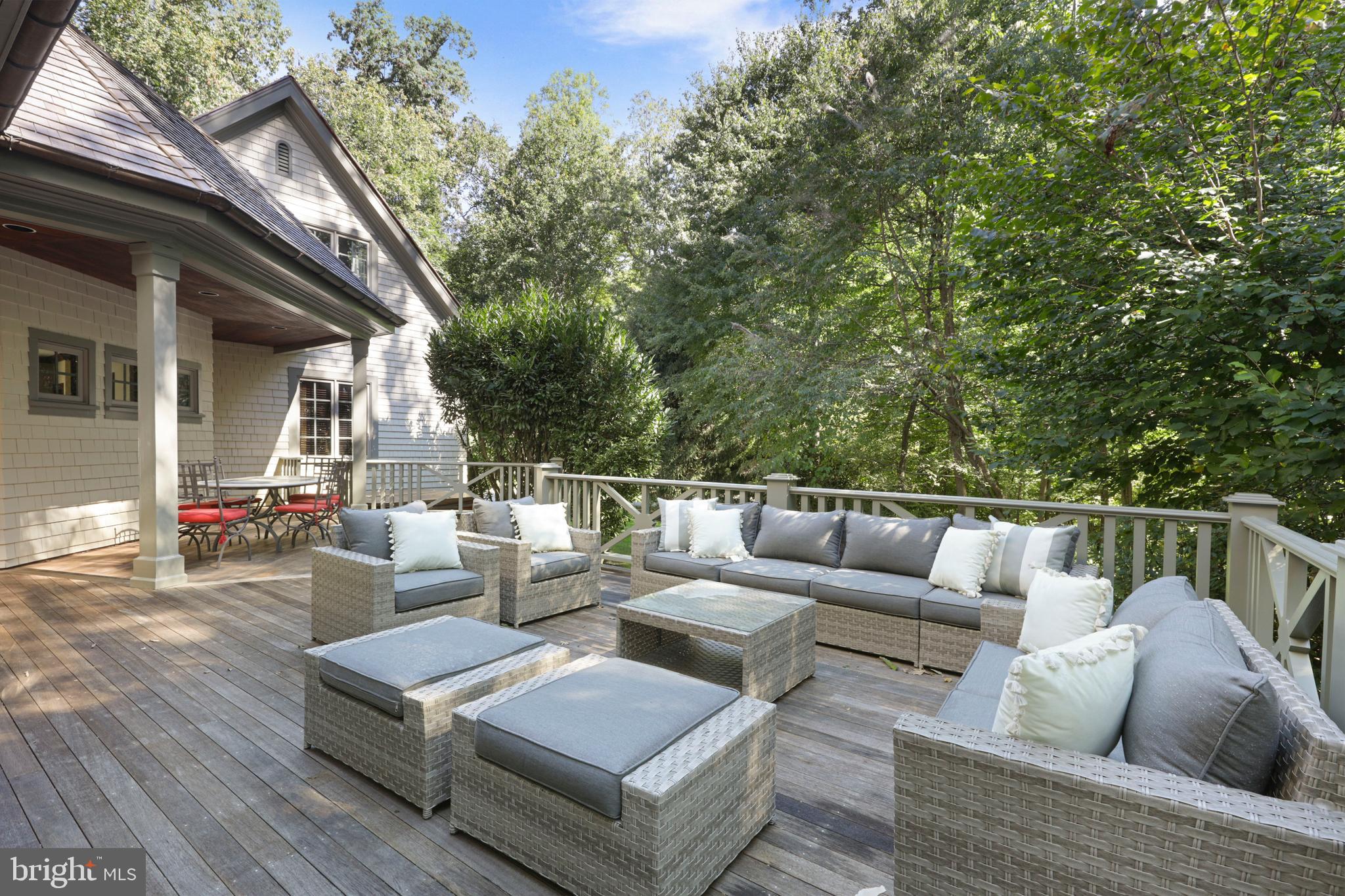 CAVES VALLEY GOLF CLUB - Residential