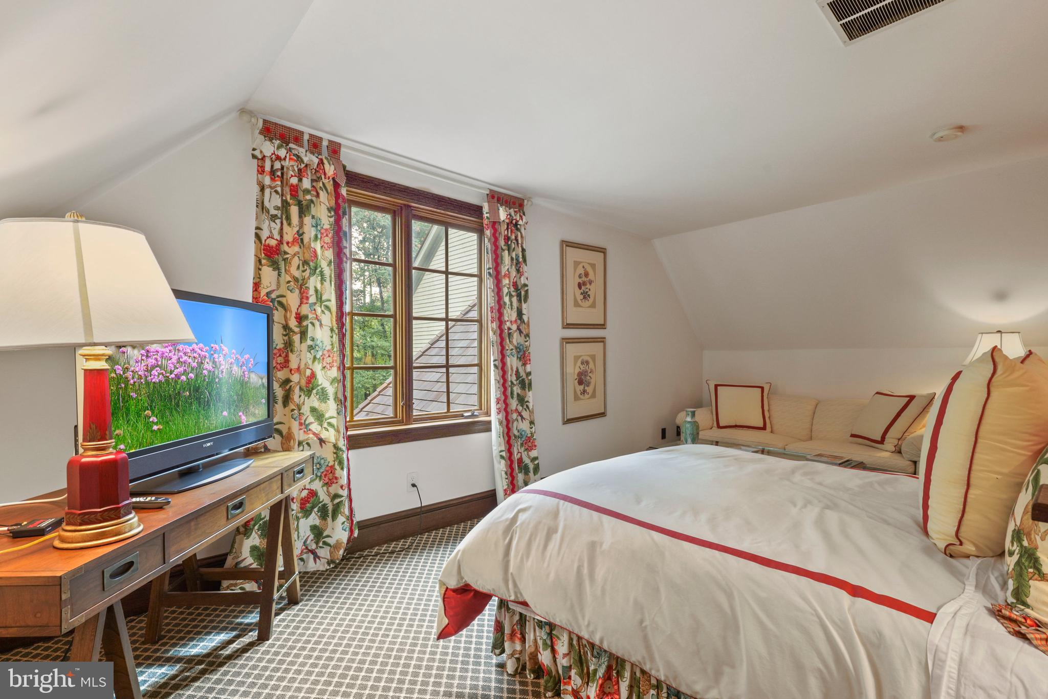 CAVES VALLEY GOLF CLUB - Residential