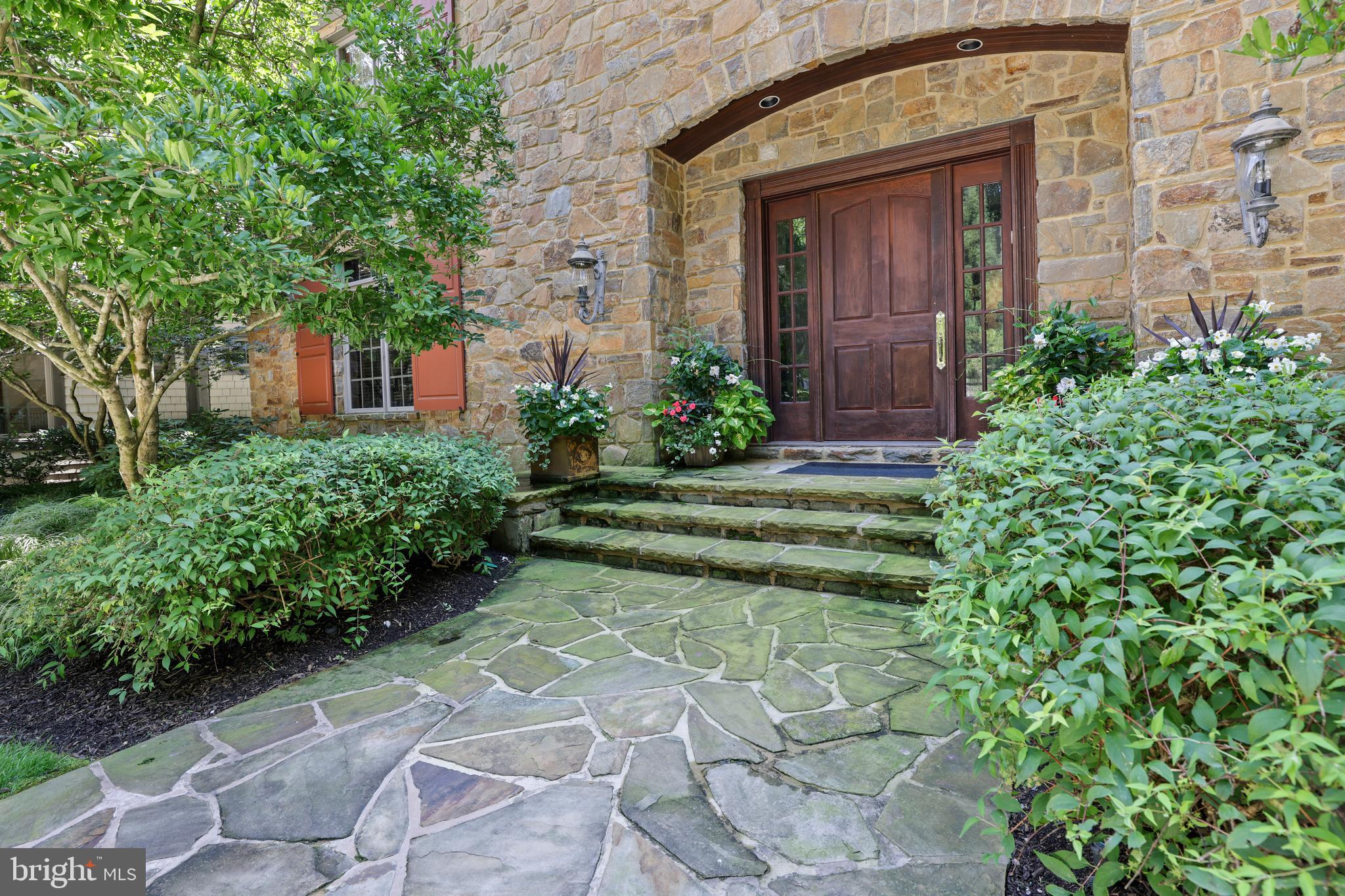 CAVES VALLEY GOLF CLUB - Residential